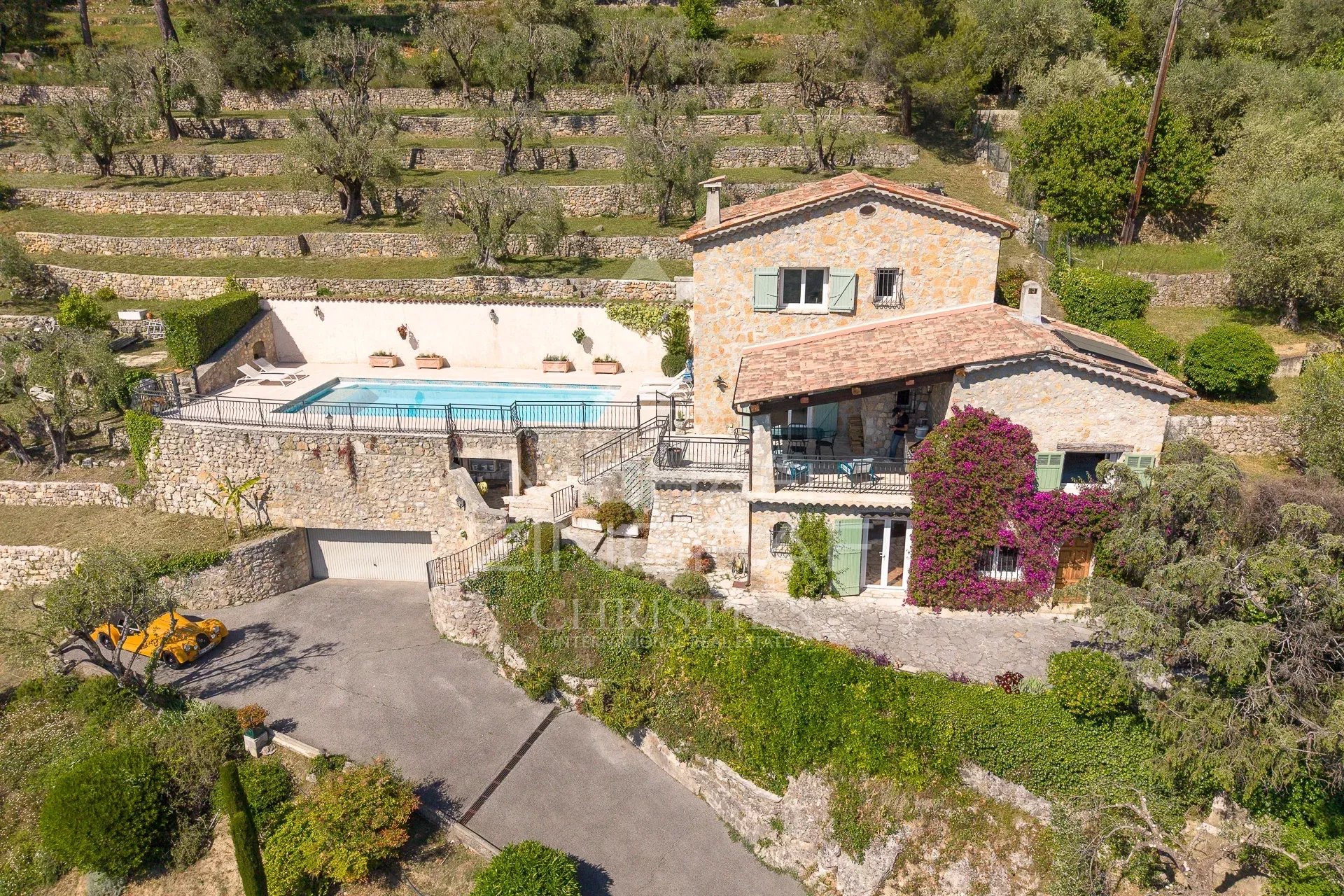 Tourrettes-sur-Loup : Charmante bergerie avec vue panoramique
