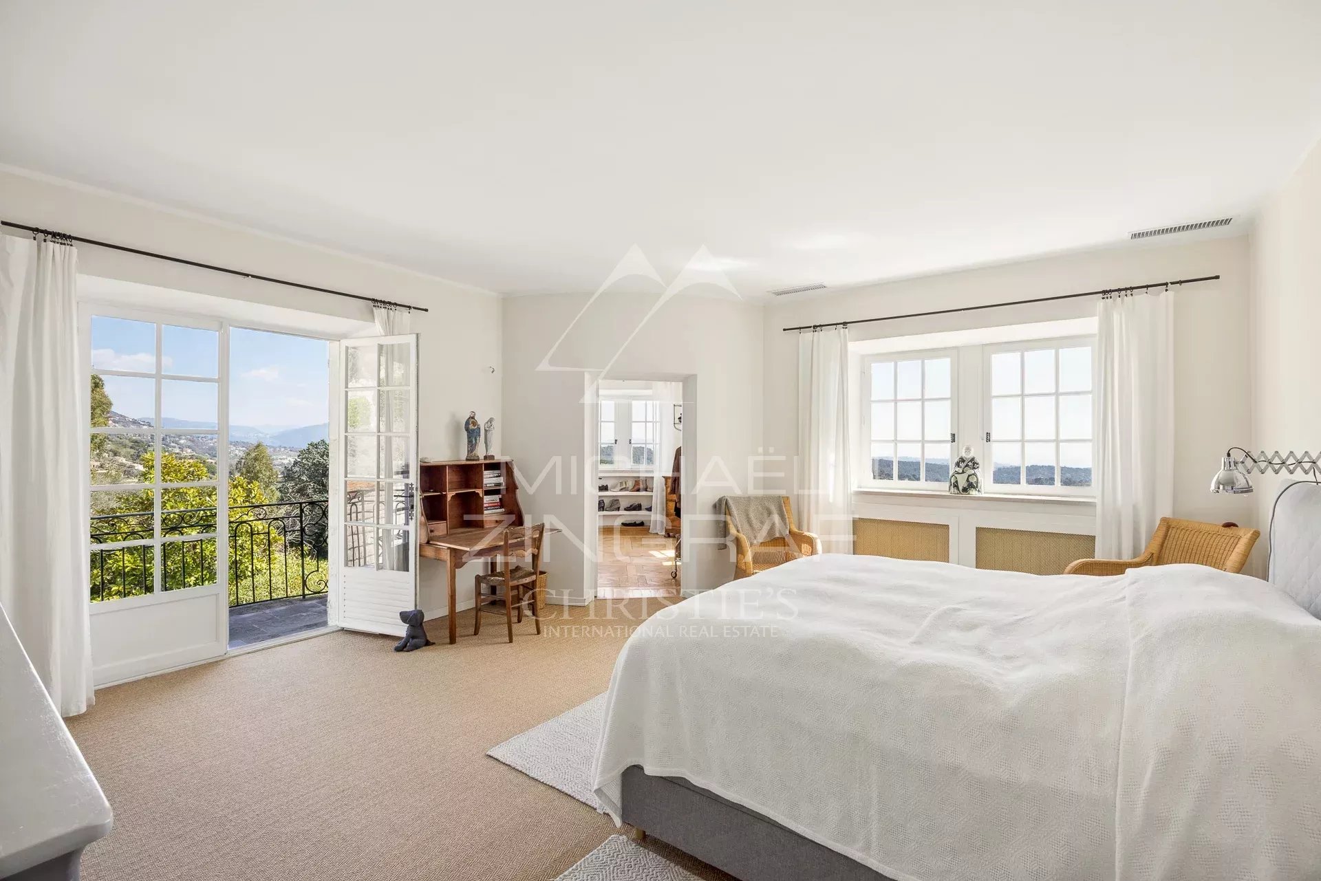 Villa de charme en pierre et vue panoramique - 5 chambres