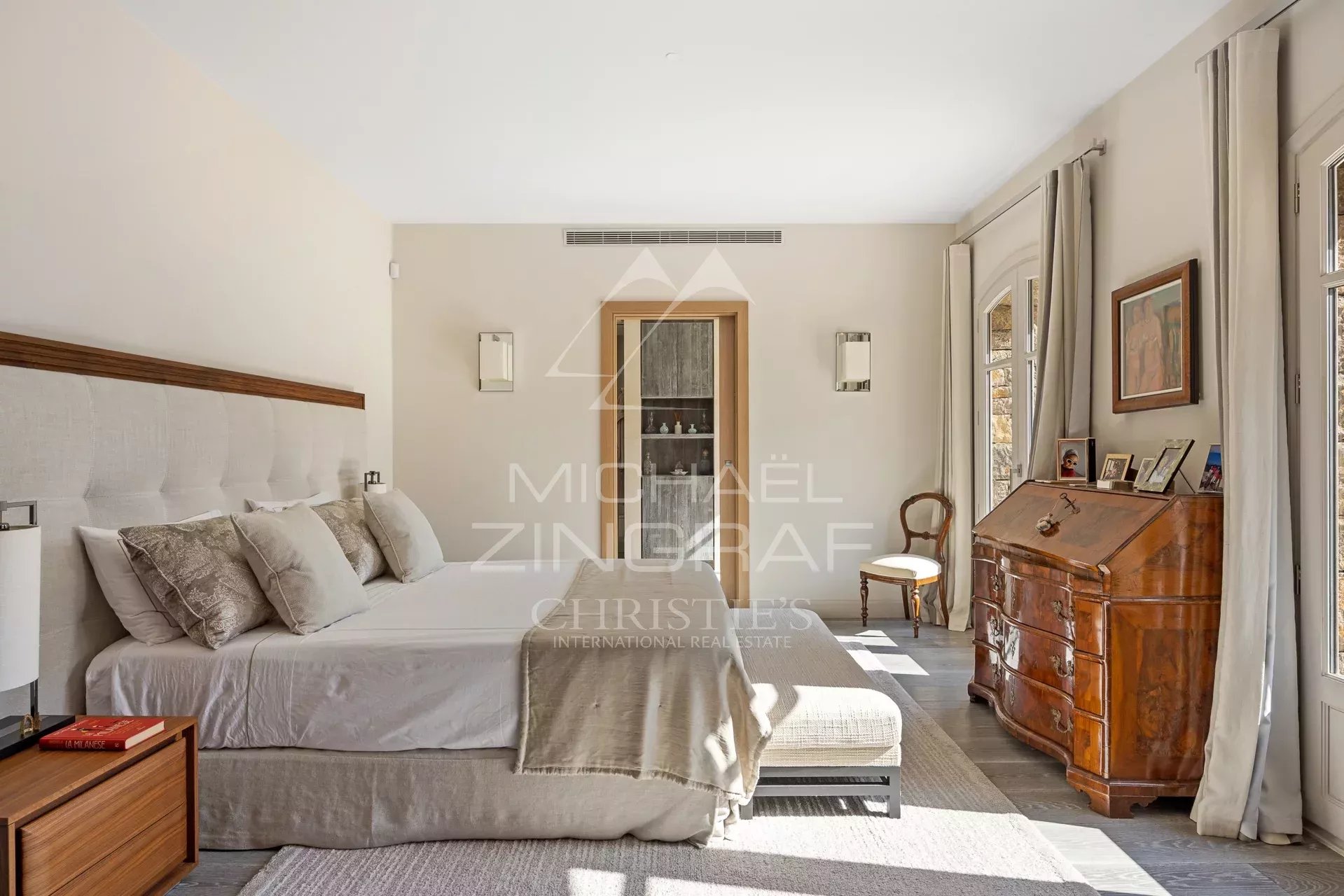 Mougins - Domaine sécurisé, magnifique villa provençale moderne rénovée