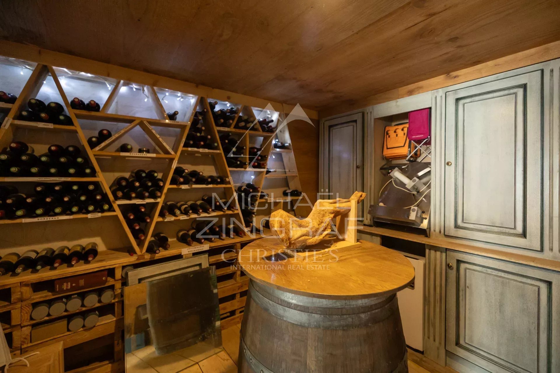 Villa contemporaine aux prestations soignées