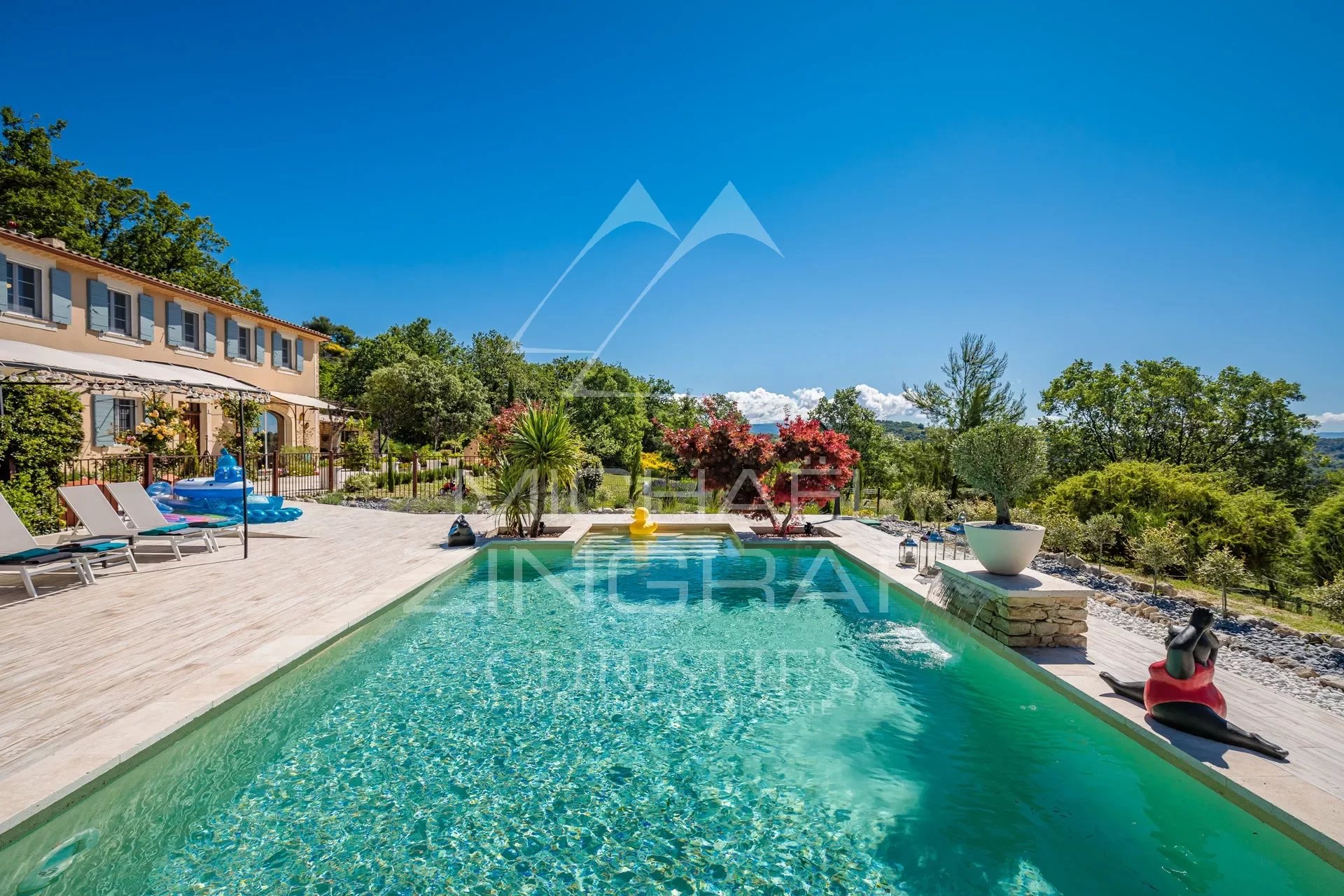 Murs – Élégante Bastide avec Vue Panoramique sur le Luberon