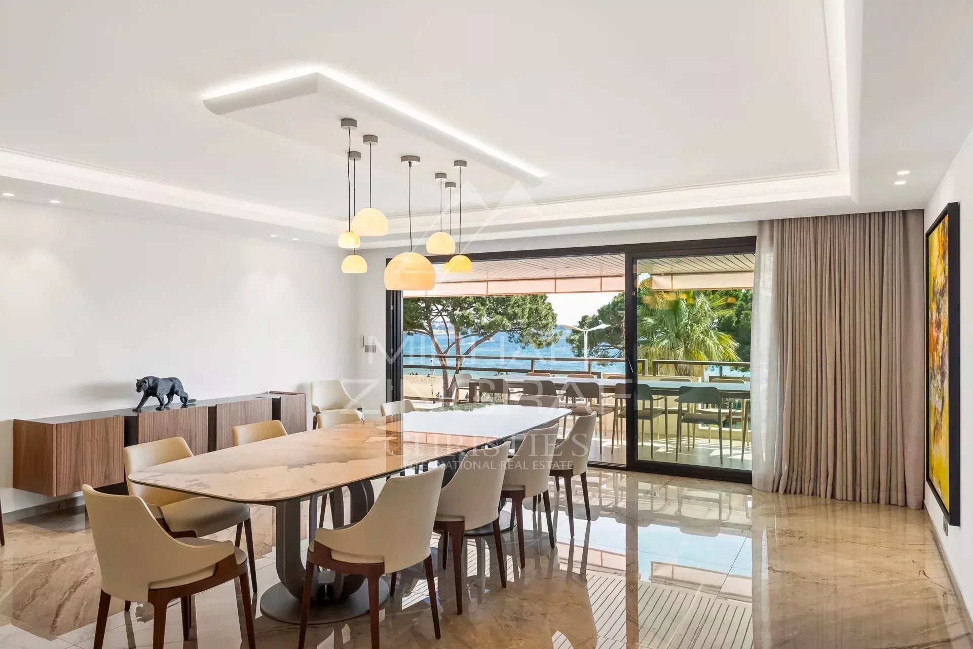 Cannes Croisette, Stunning Luxury Apartment