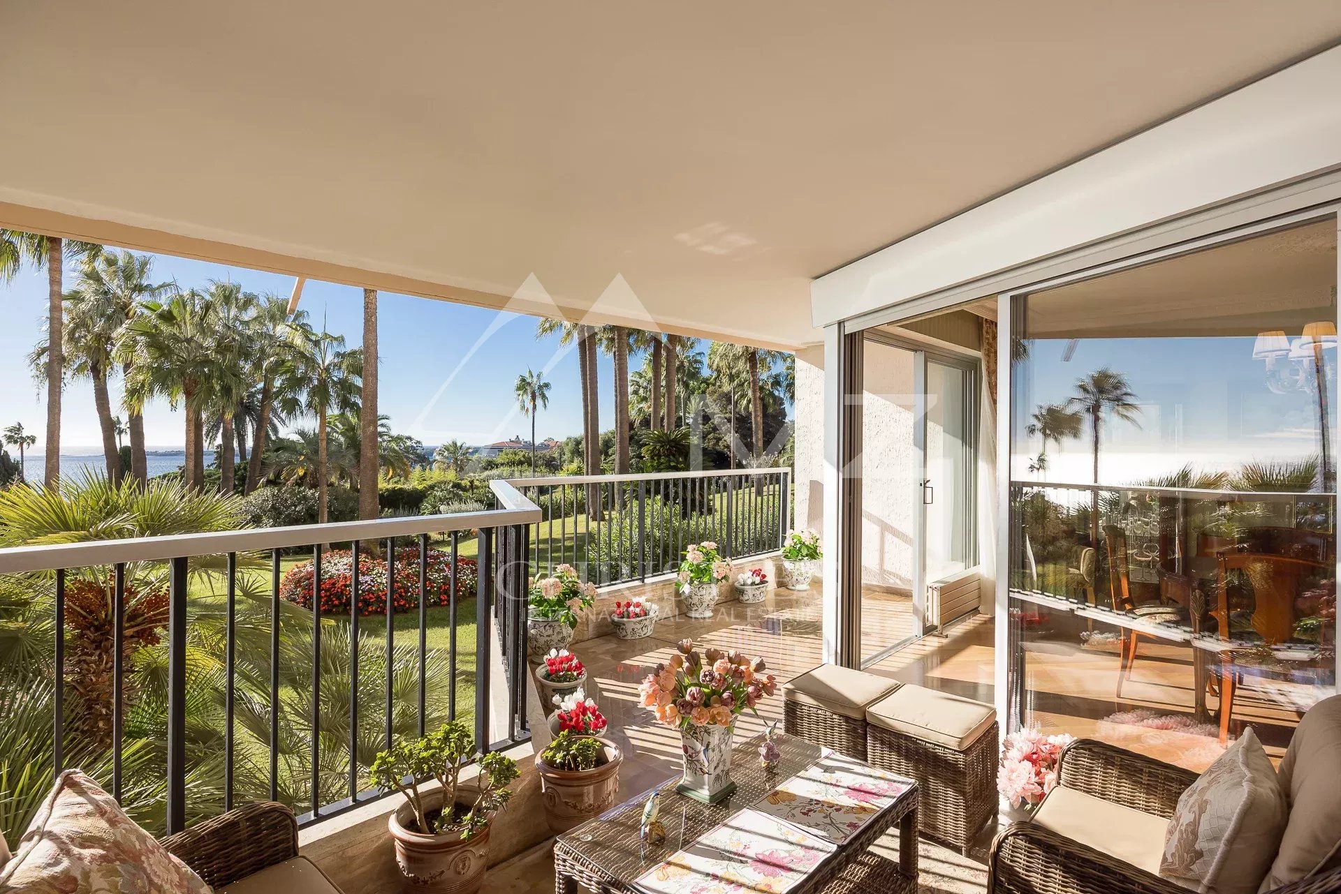 Hervorragende 4-Zimmer-Wohnung in einer prestigeträchtigen Residenz