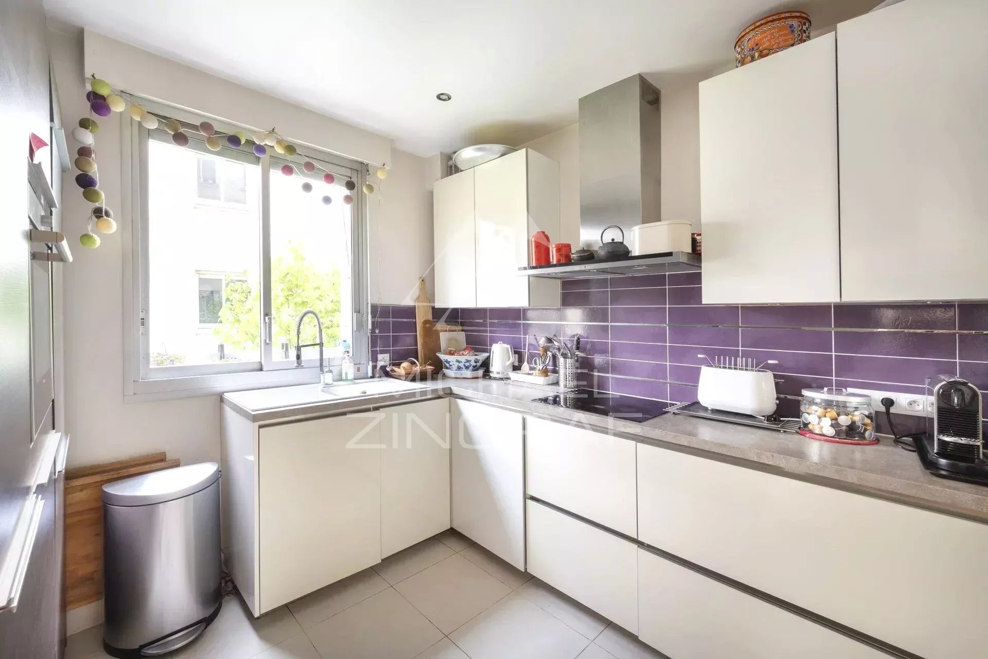 A VENDRE VIAGER SANS RENTE - 3 Chambres - Parfait état - Clair