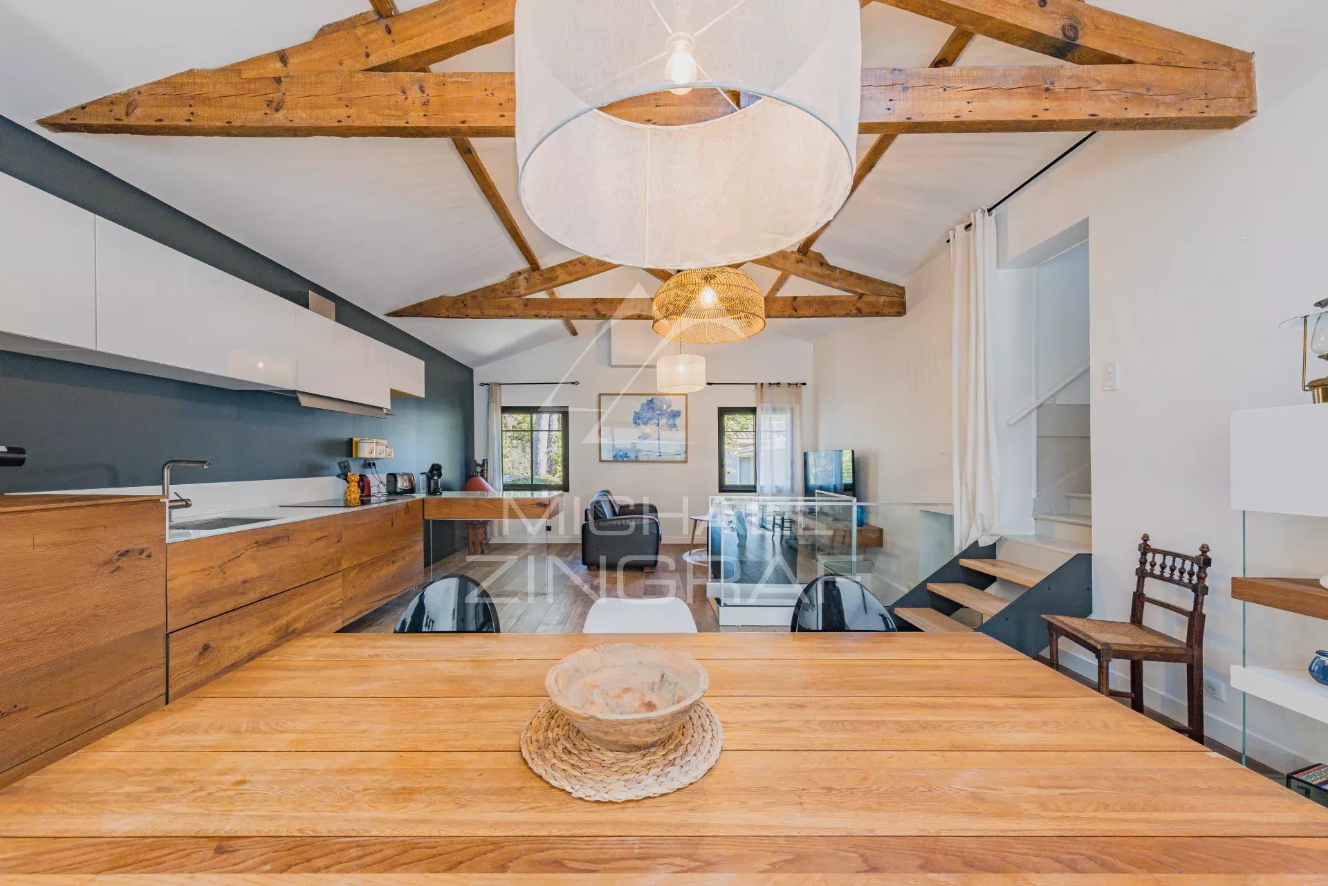 MOULLEAU / CERCLE DE VOILE – VILLA D’ARCHITECTE AVEC PISCINE, PLAGE À PIED