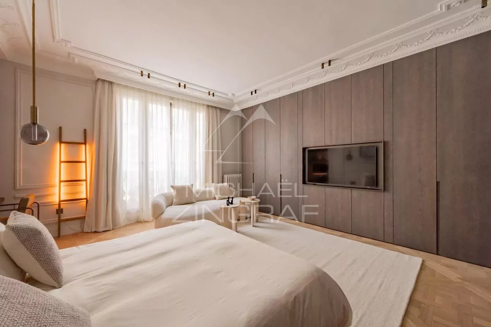 A vendre - Appartement 3 Suits -Paris 8eme - Jean Goujon - Clim - Refait à neuf