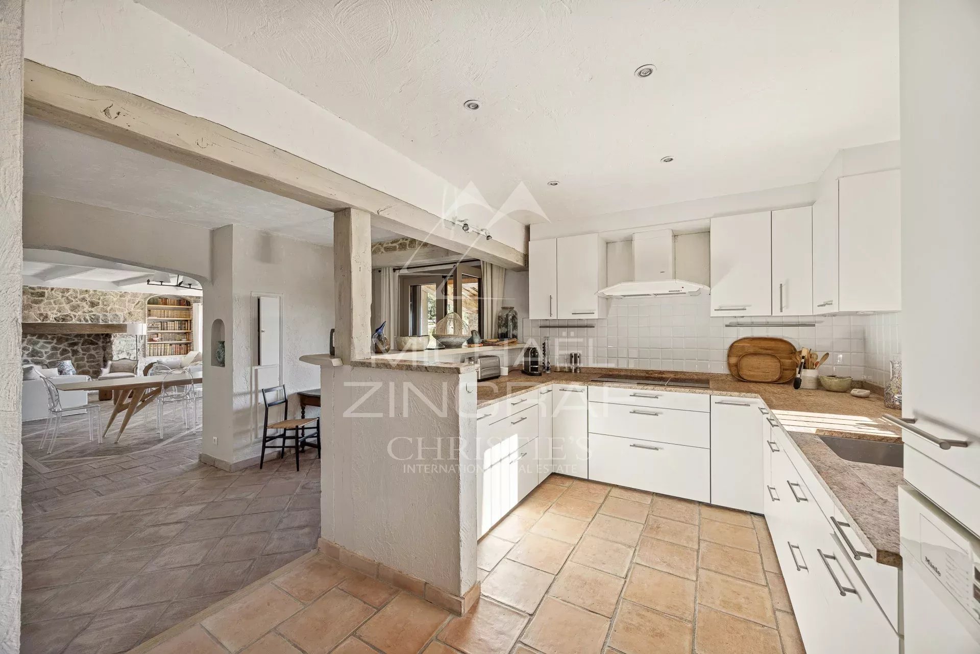 Arrière-Pays Cannois - Villa provençale au calme - 5 chambres