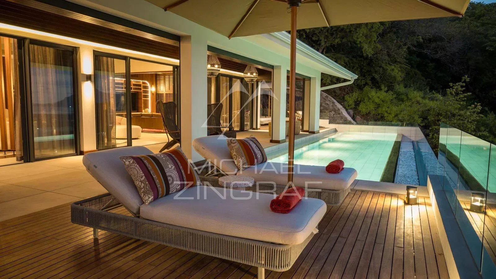 Île Maurice – Villa d’Exception Ultra Luxe avec Vue Panoramique sur Le Morne – Rivière Noire