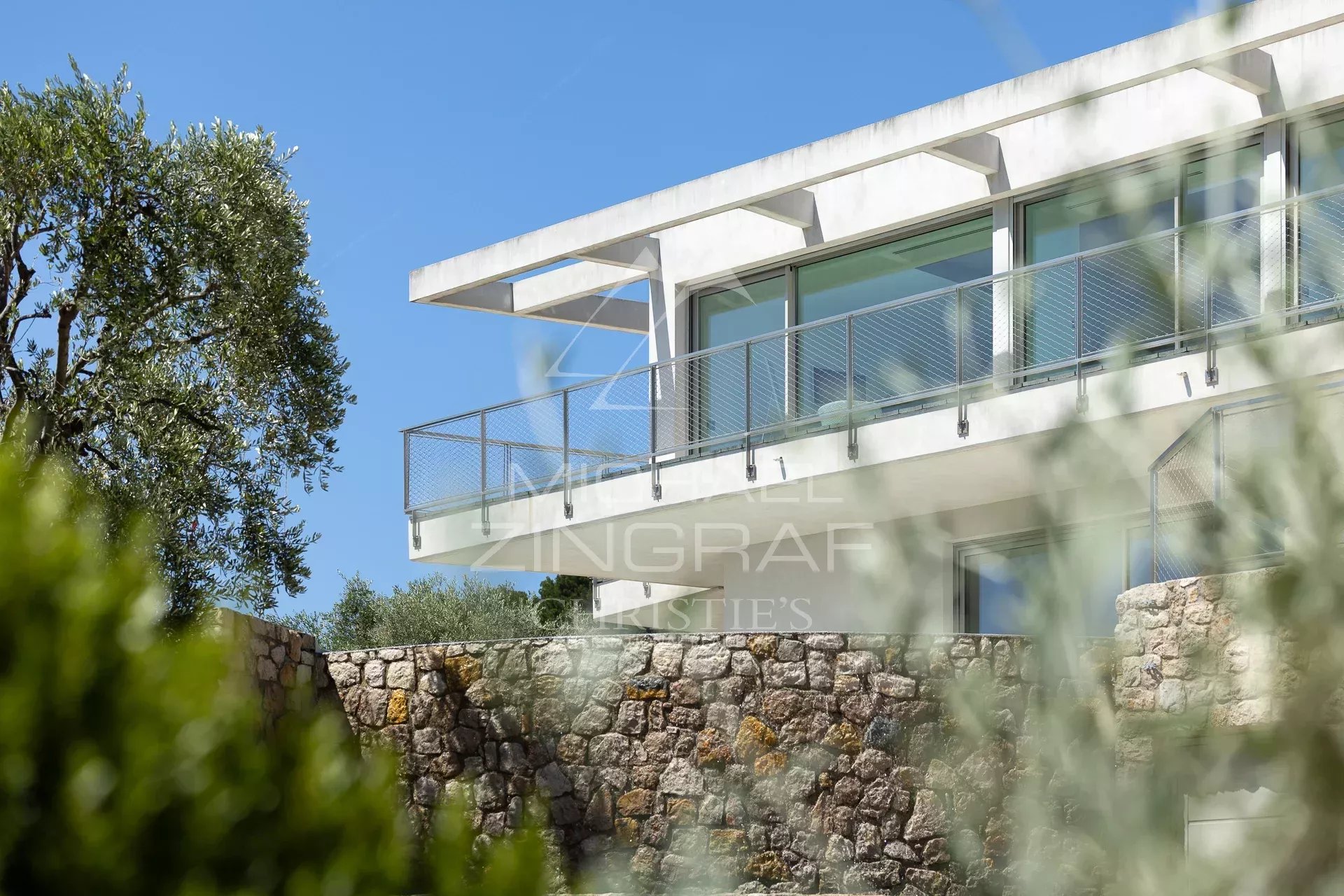 Superbe villa contemporaine avec vue imprenable sur les deux baies