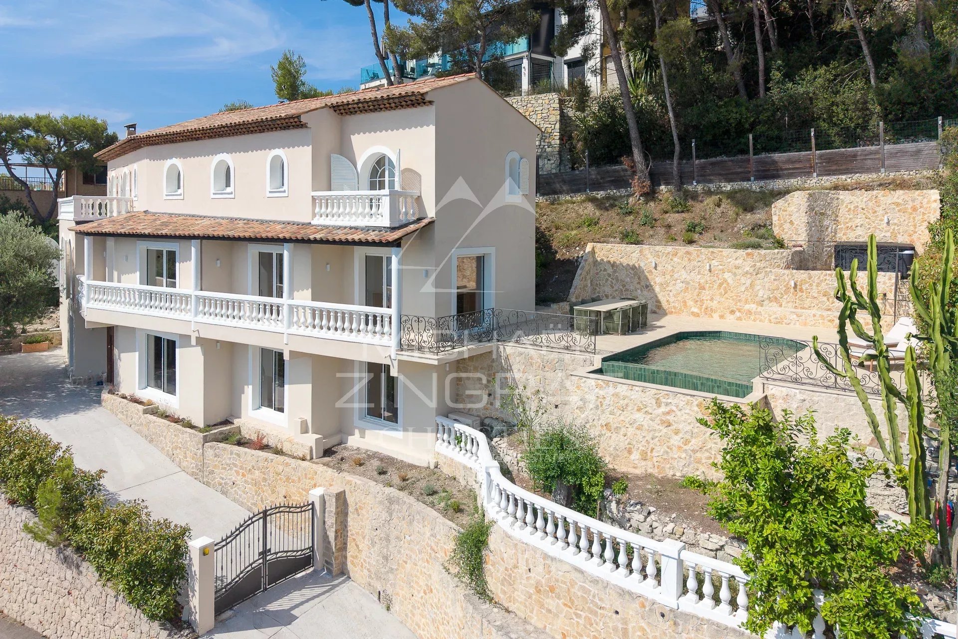 ROQUEBRUNE-CAP-MARTIN – PANORAMIC SEA VIEW