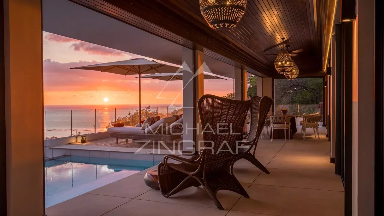 Île Maurice – Villa d’Exception Ultra Luxe avec Vue Panoramique sur Le Morne – Rivière Noire
