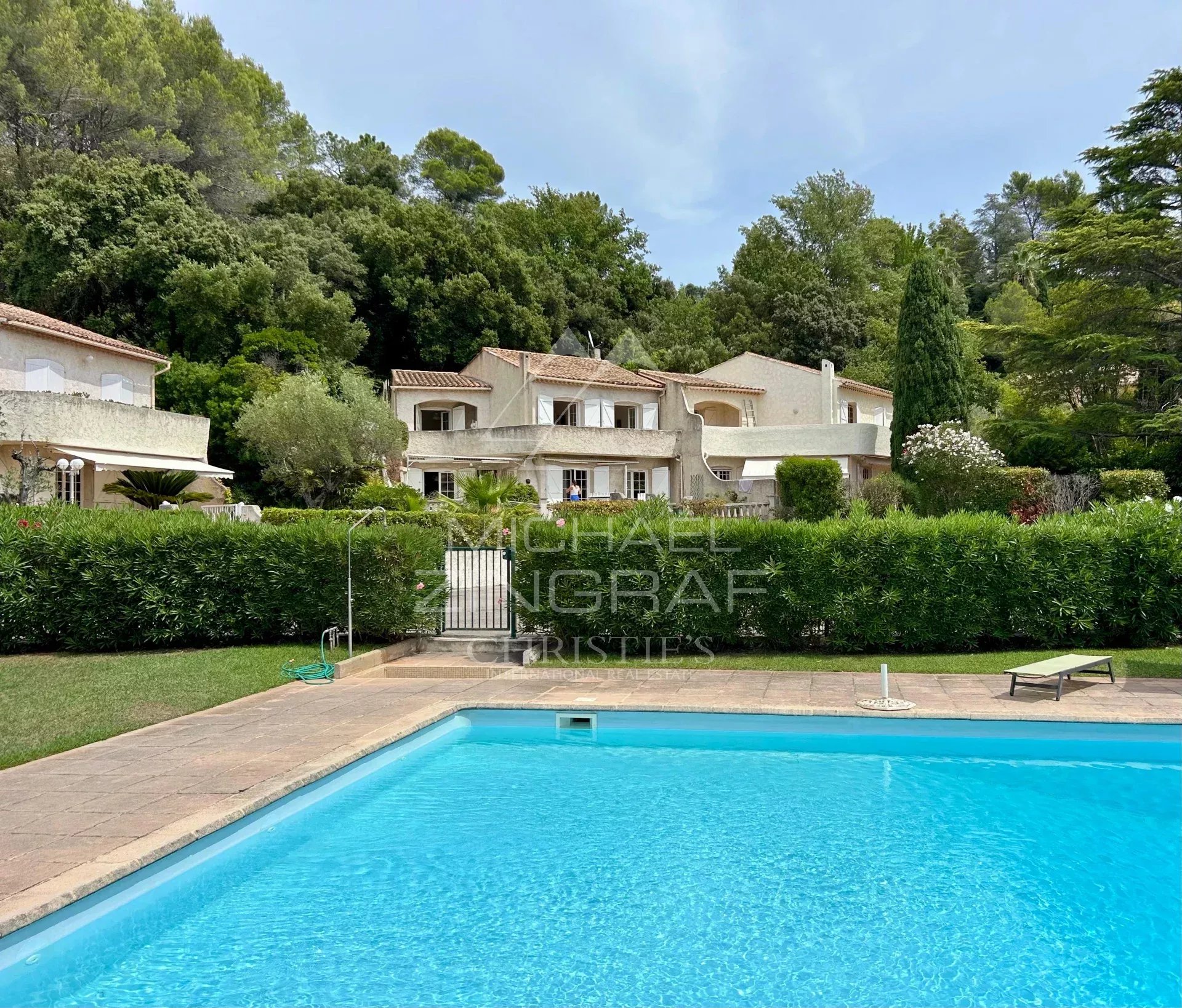 Charming property to renovate