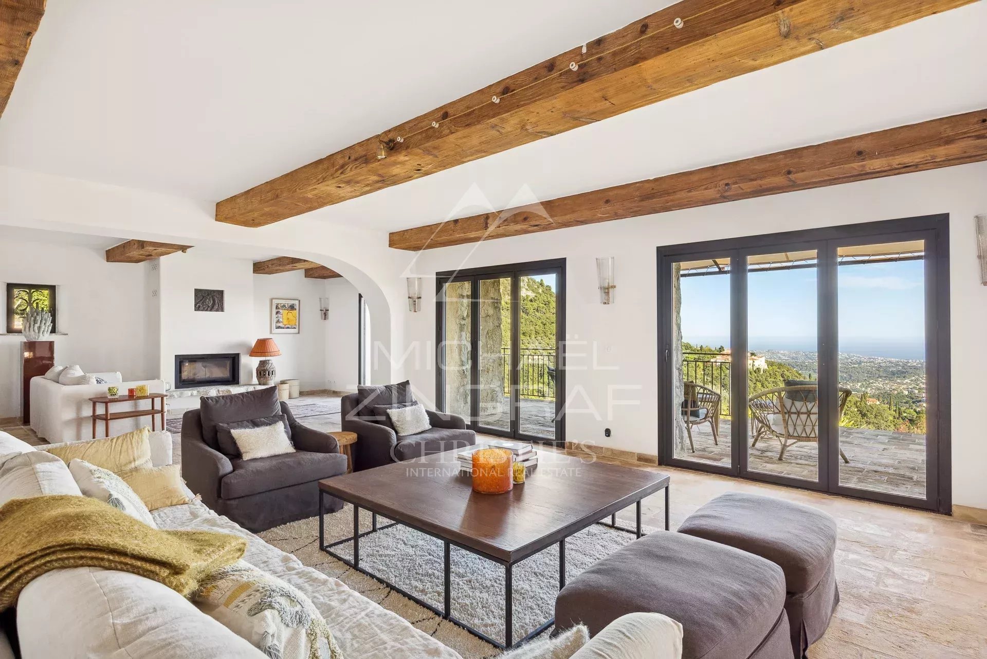 Proche Saint-Paul-de-Vence – Villa d’exception à Vence avec vue panoramique mer et collines – 5 chambres