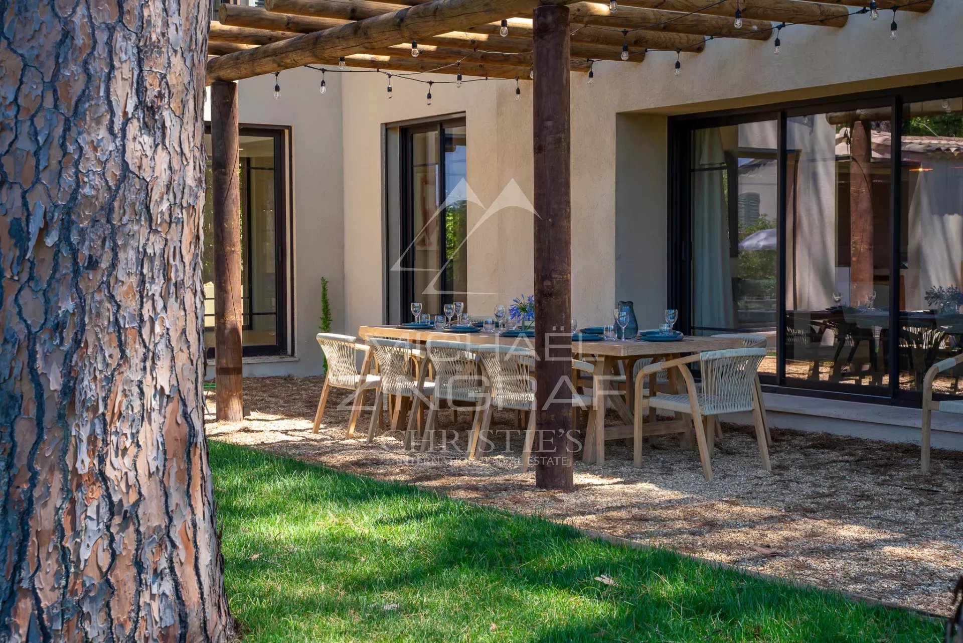 Superb renovated villa with large garden - Saint-Tropez