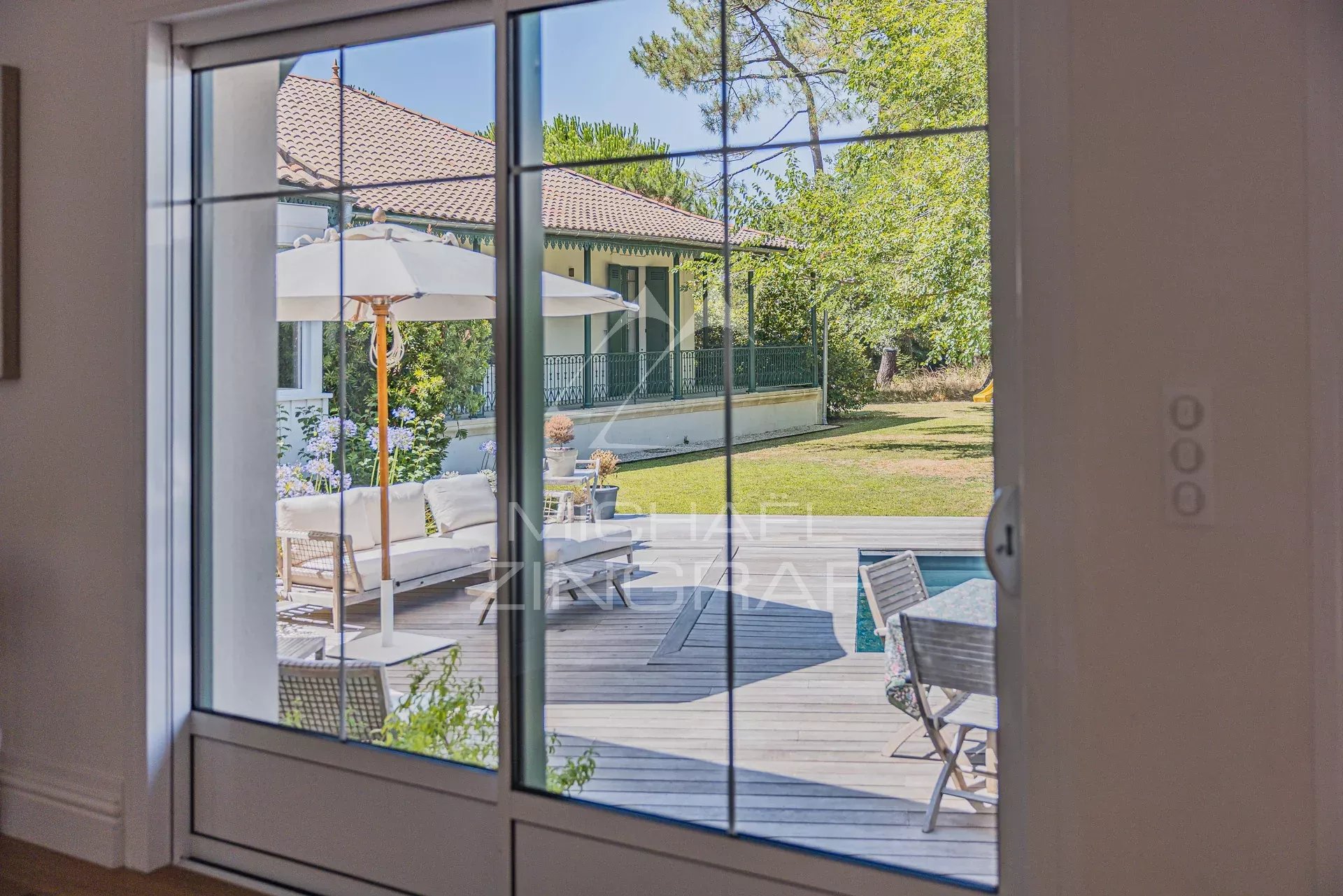 La Hume – An exceptional estate with direct access to the Arcachon Bay
