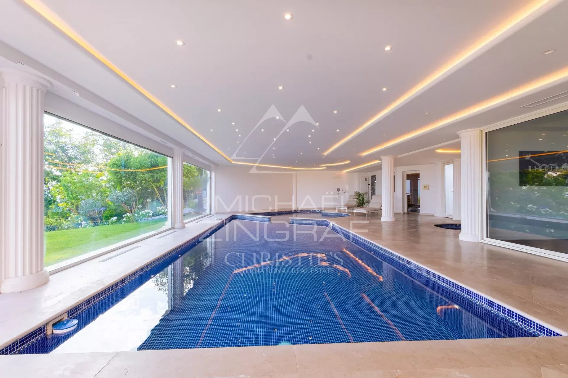At the Gates of Cannes — Panoramic Sea View Villa — 11 Suites