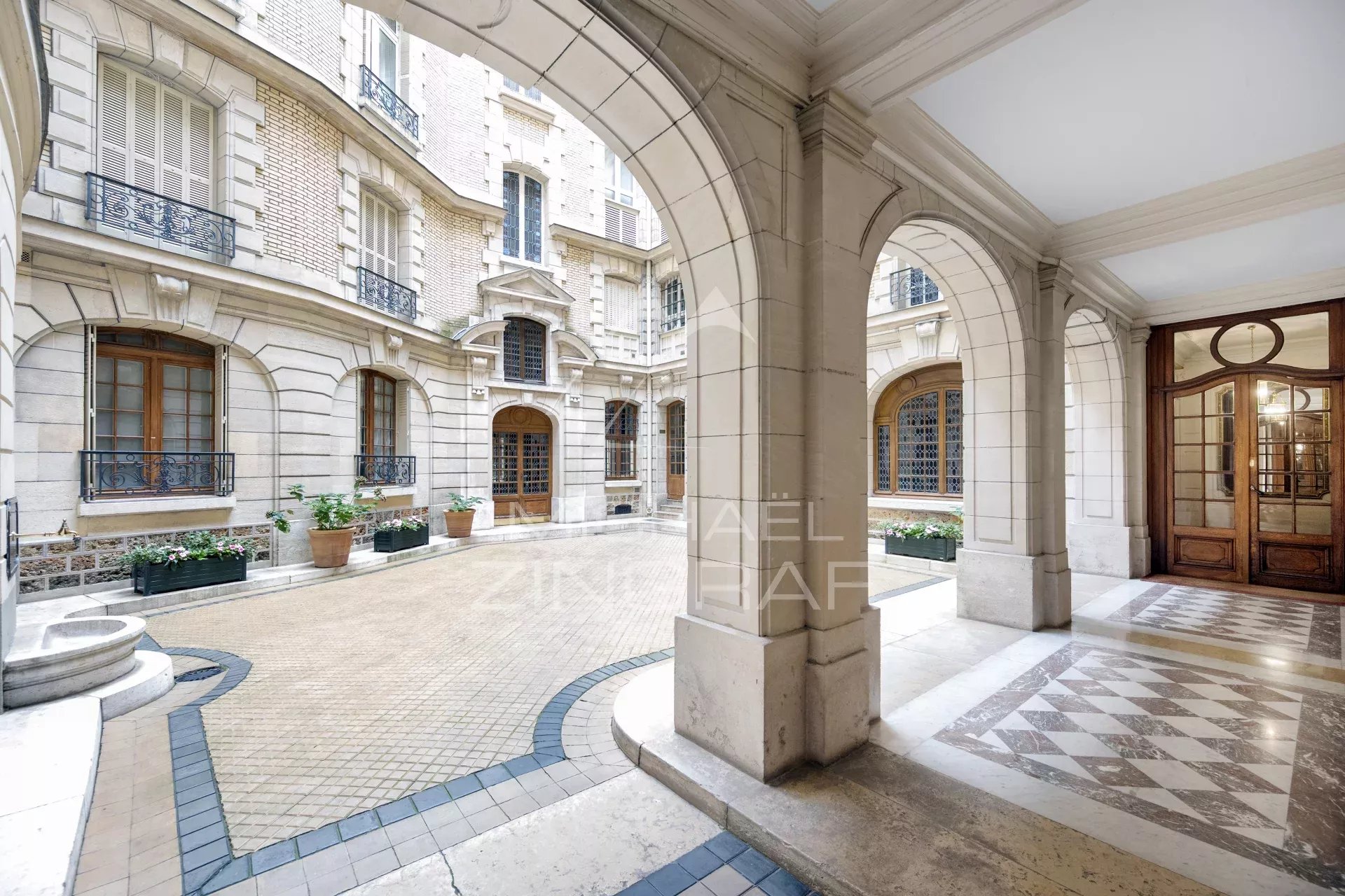 A vendre  - Henri Martin - Parfait Etat - 3 Chambres