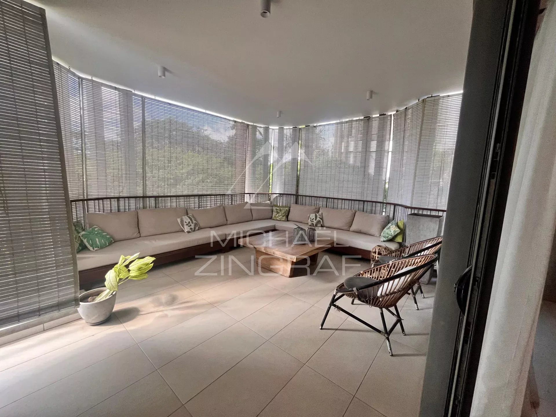 Luxury 2-Bedroom Apartment in the Mont Choisy Estate – Available to Foreign Buyers