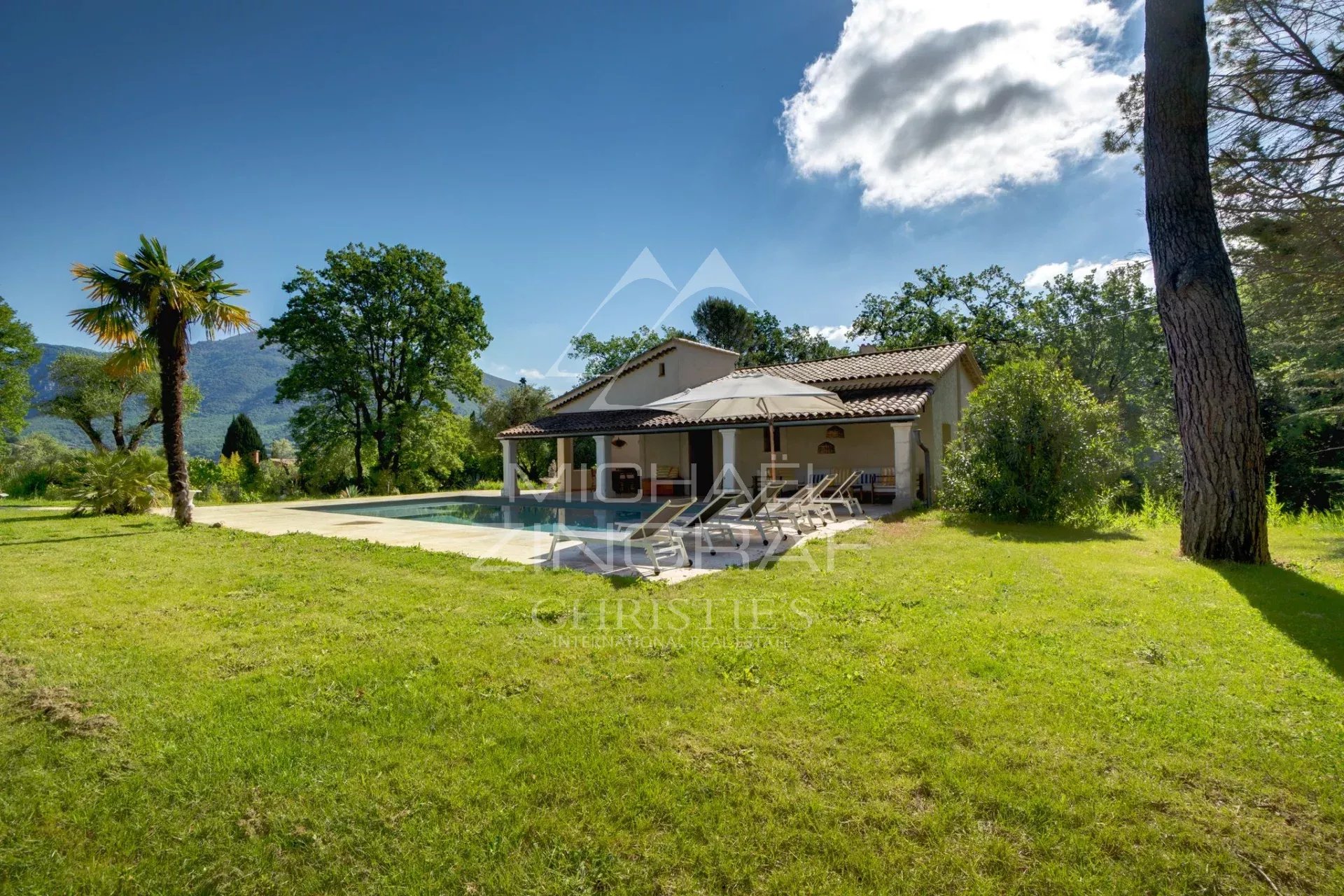 Domaine de charme entièrement rénové au coeur de la nature