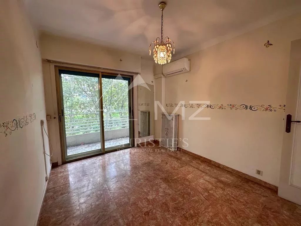 Roquebrune-Cap-Martin – Prestigious Seafront Apartment