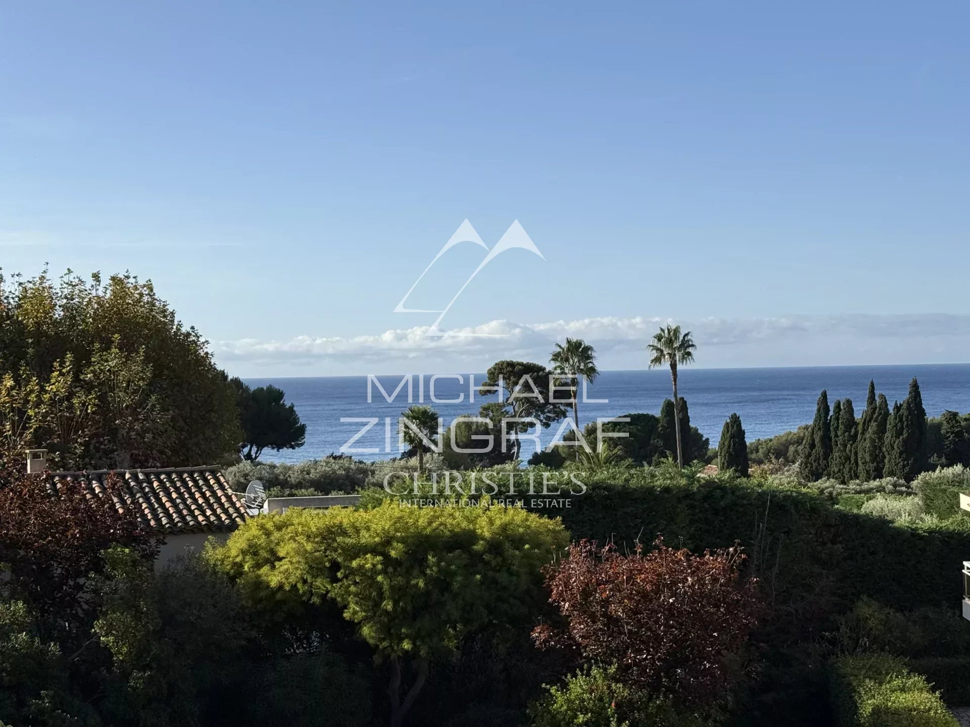 CASSIS APPARTEMENT T2 VUE MER AVEC TERRASSE