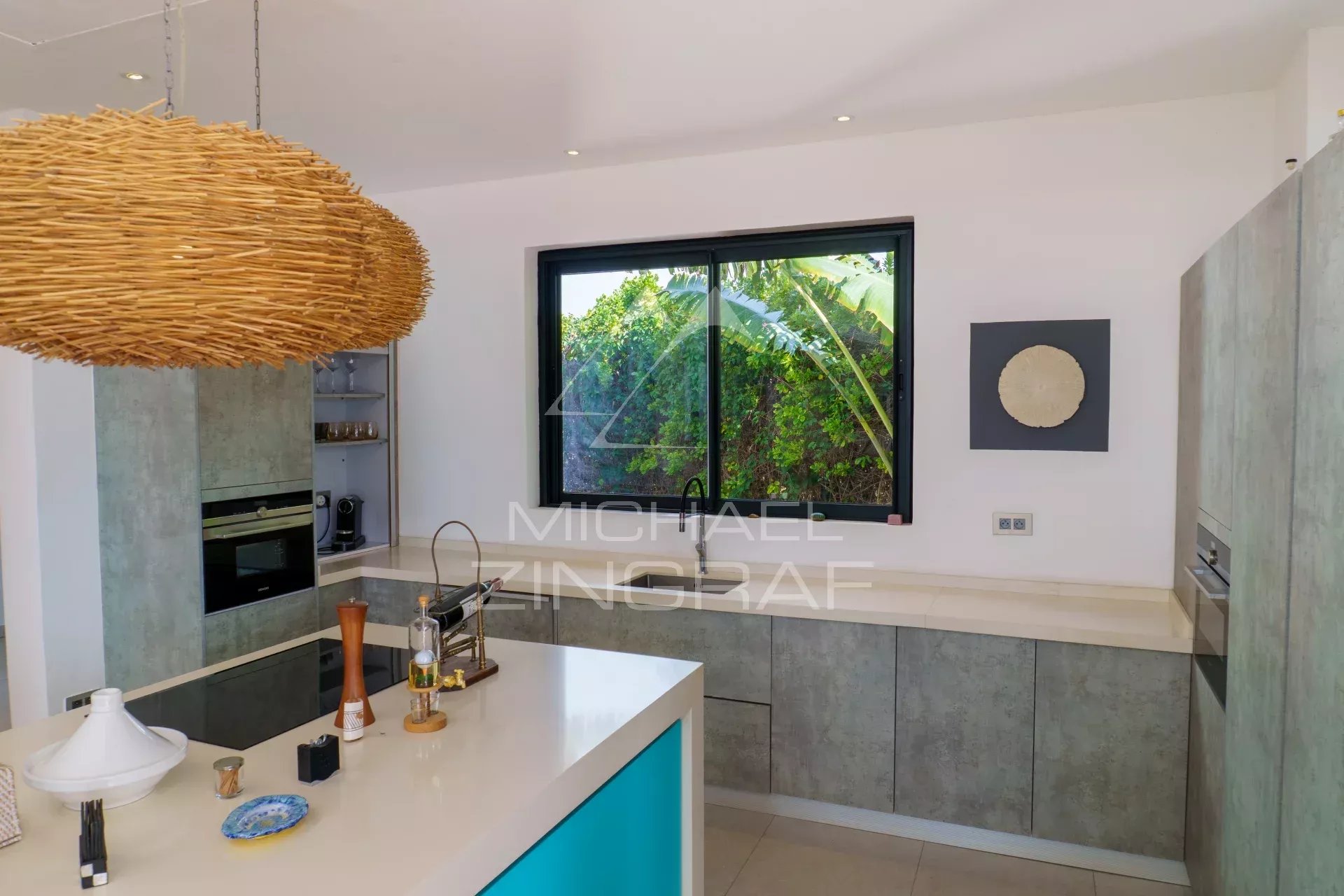 Villa d'Exception à Azuri – Luxe Absolu entre Golf, Lagon et Marina
