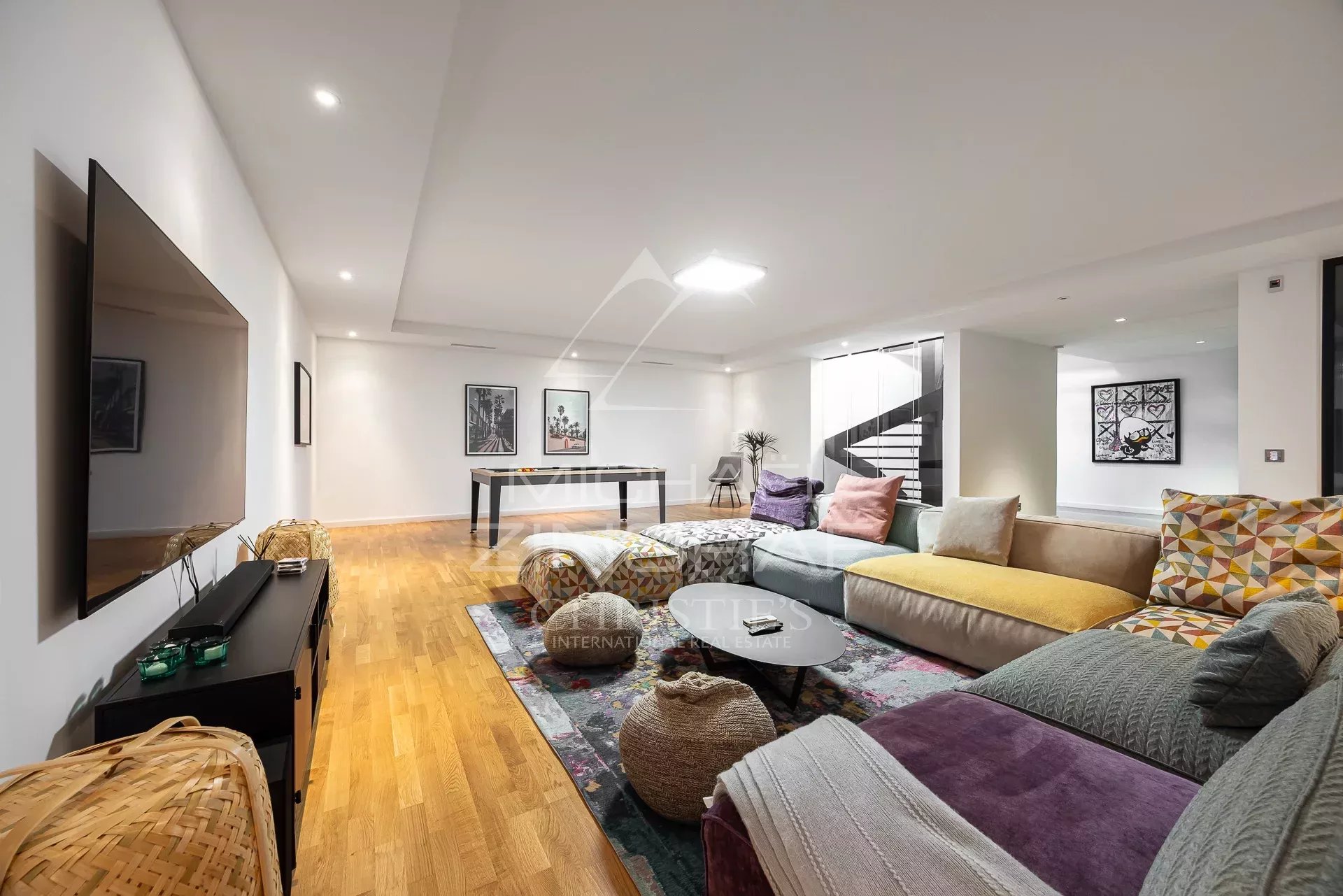 Exclusivité Cap d’Antibes - Versant Ouest - Villa contemporaine d’exception à proximité immédiate des plages