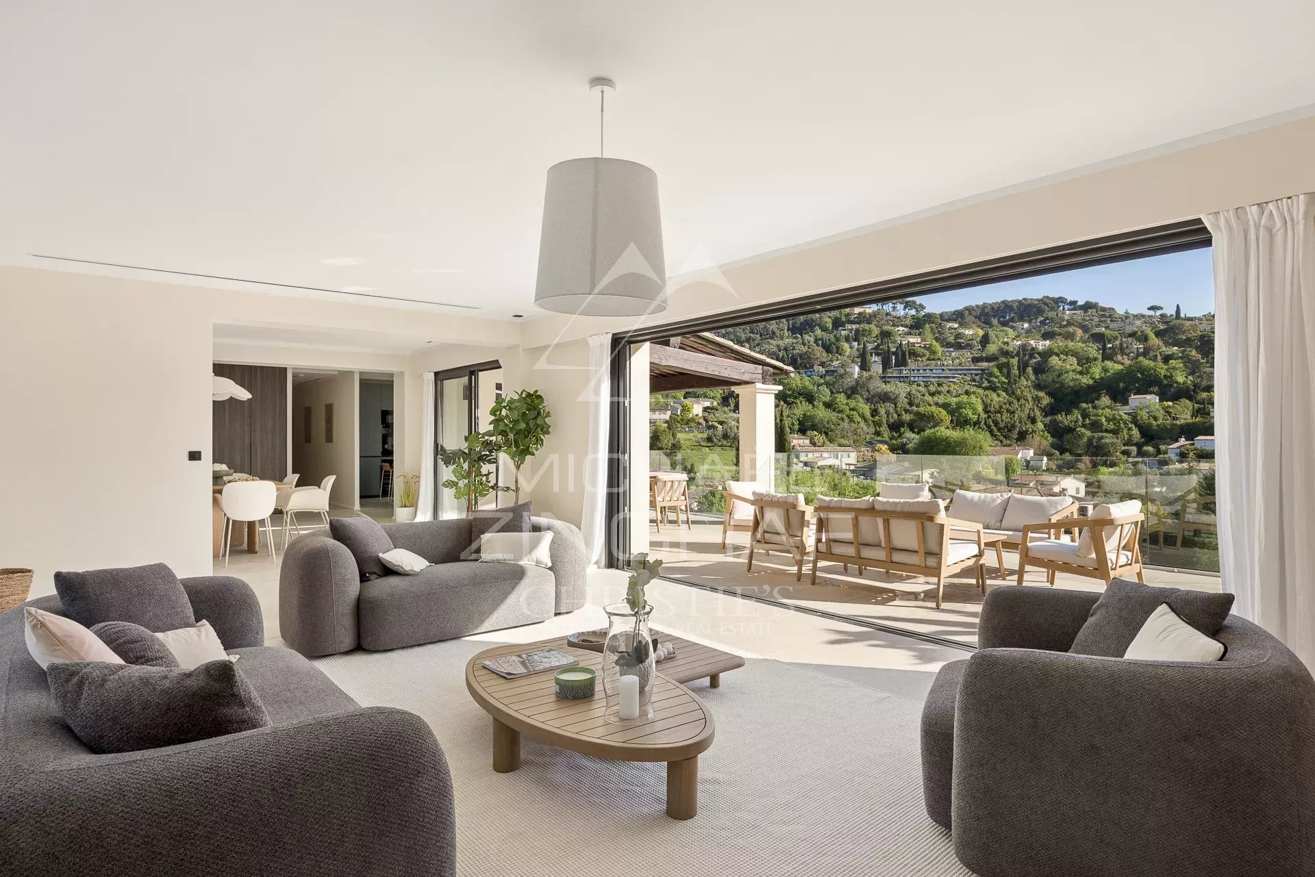 Vollständig renovierte Villa mit Panoramablick auf Saint-Paul de Vence