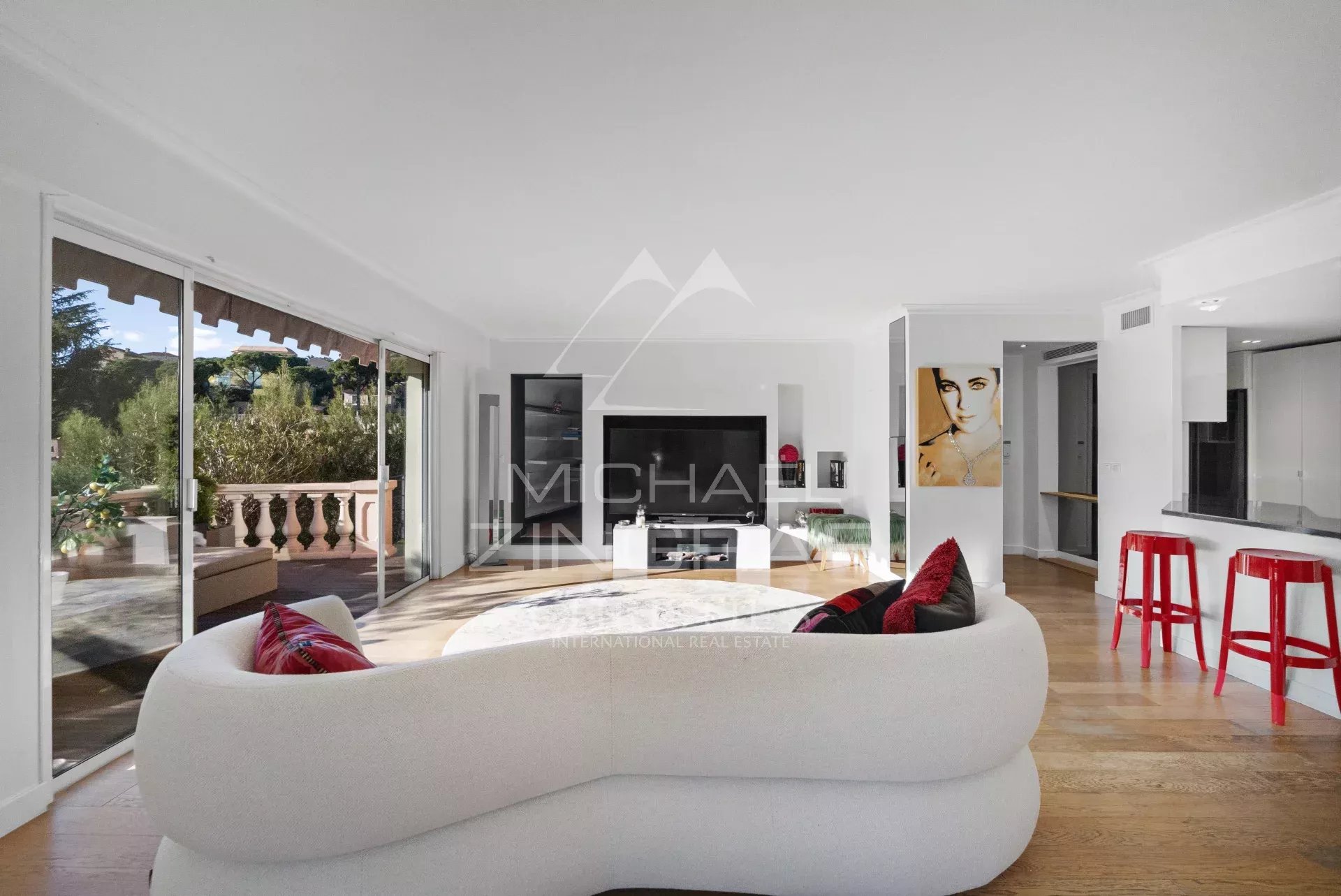 Villefranche-sur-mer Wunderschöne 4-Zimmer-Wohnung – Garten – Garagen