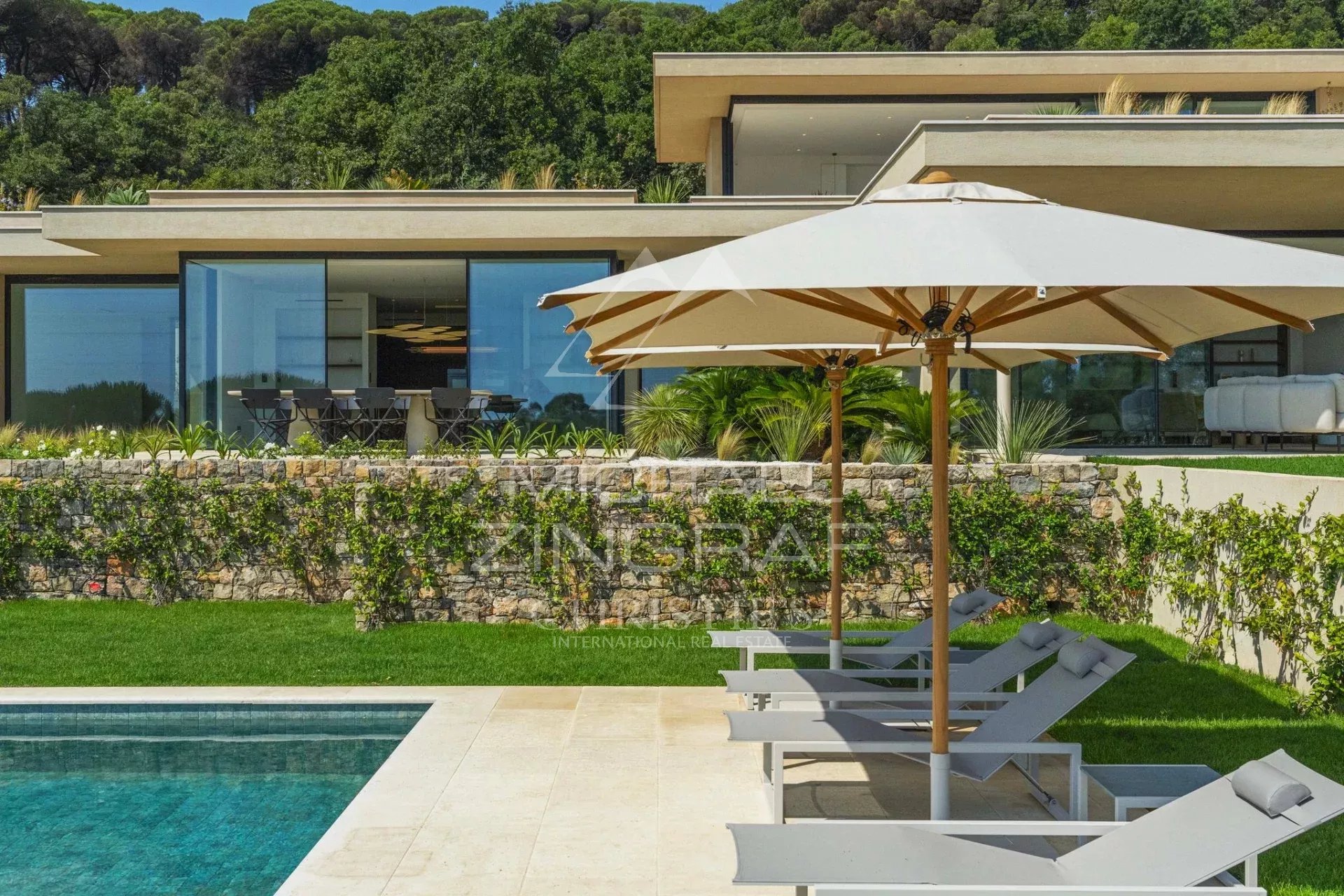 Exceptional Villa in Pampelonne – Elegance and Privacy