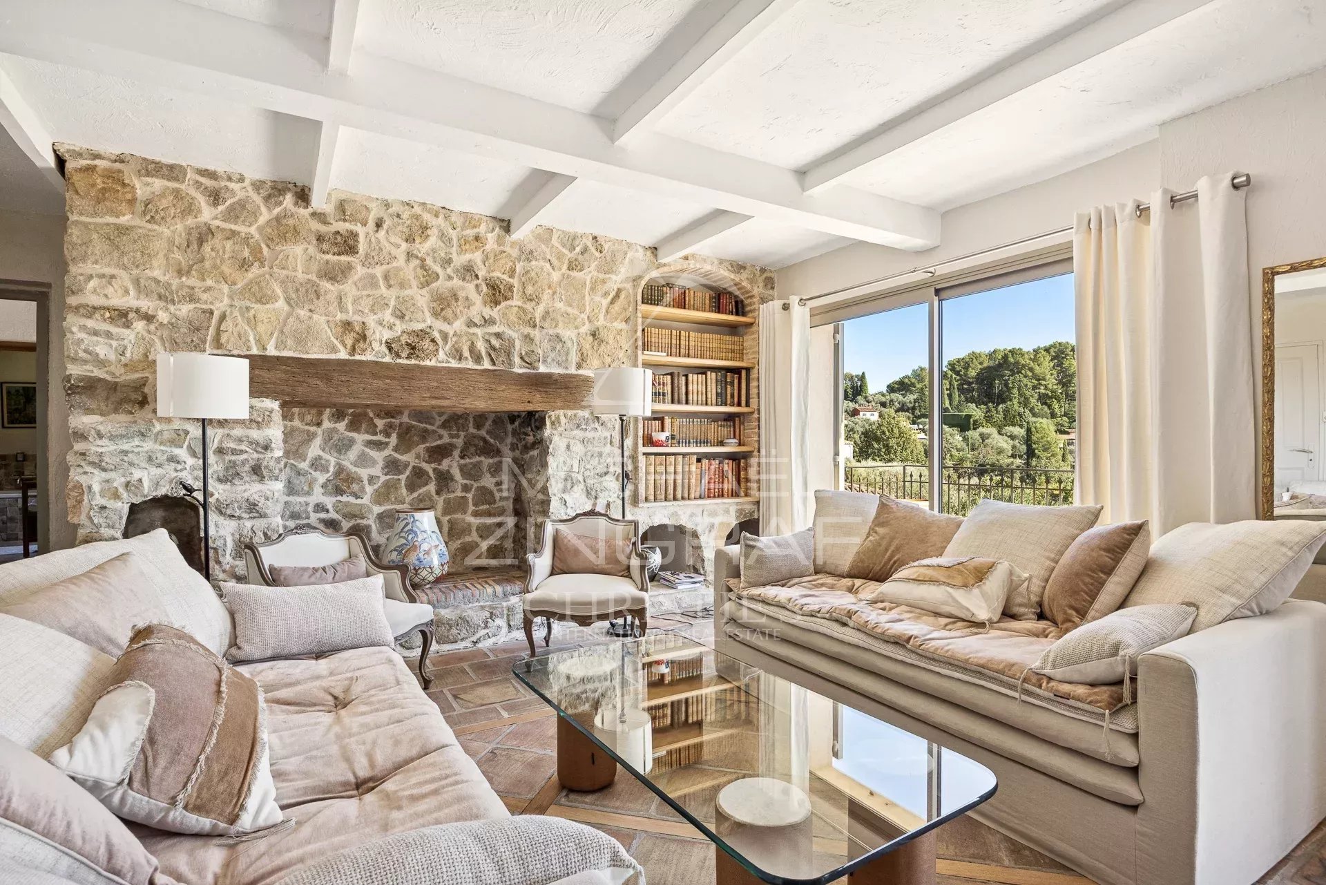 Arrière-Pays Cannois - Villa provençale au calme - 5 chambres