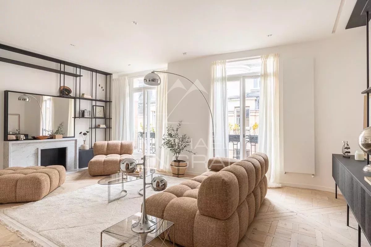 A vendre - Triangle d'or - 3 Suites - Parfait Etat - Clim