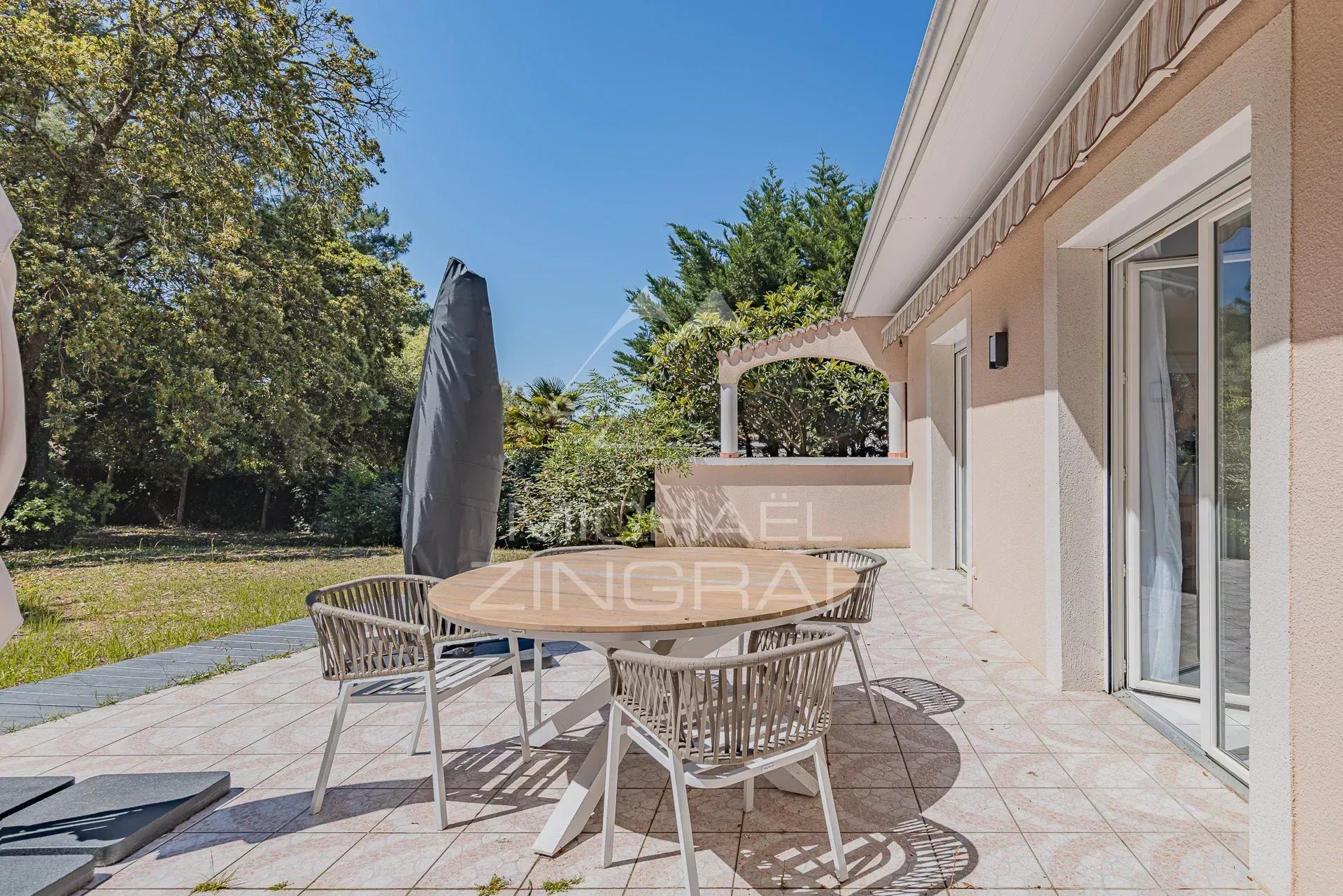 Maison avec grand terrain dans le quartier du cercle de voile a Pyla sur Mer