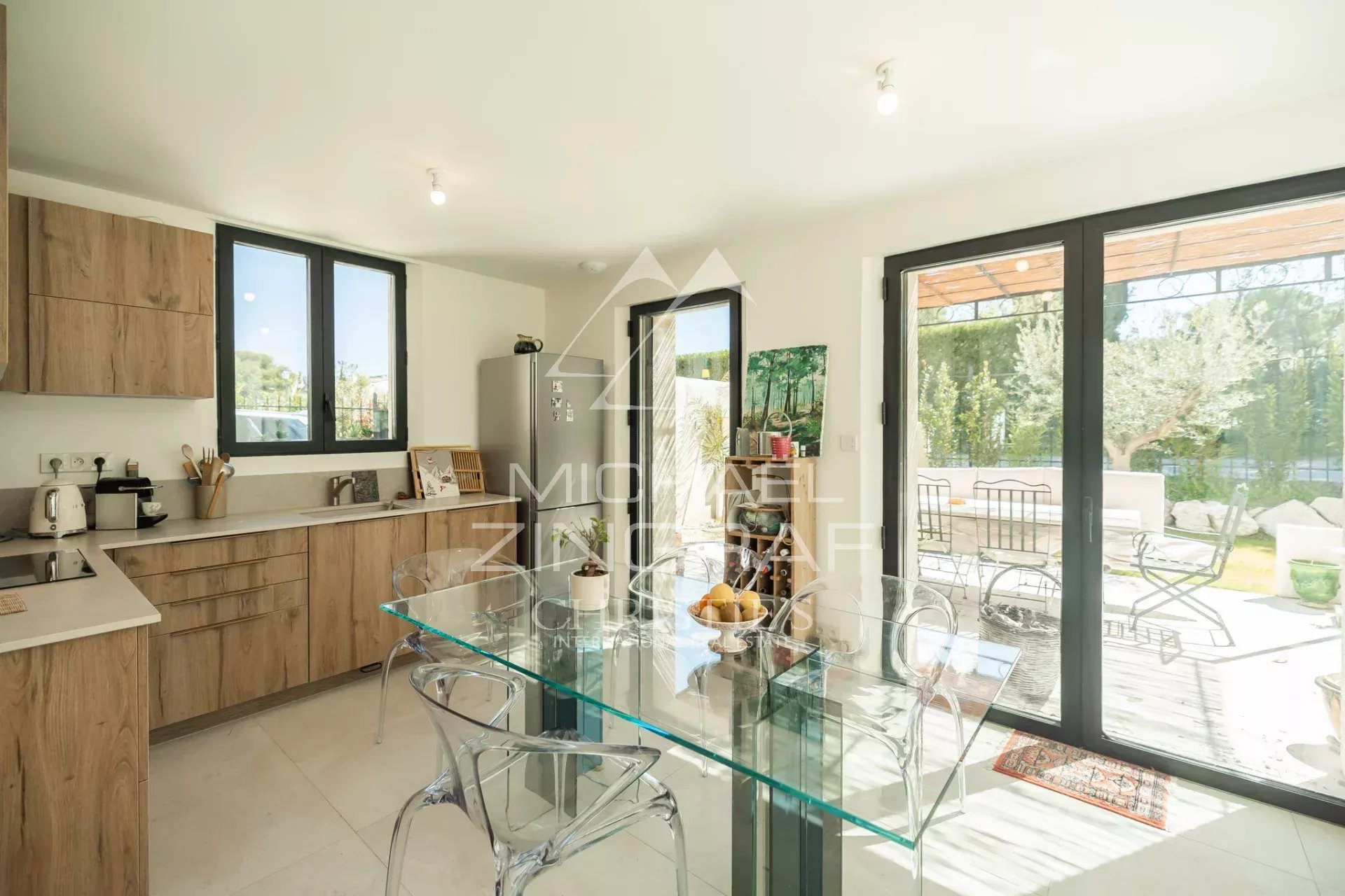 EXCLUSIVE Exceptional villa with pool, Eygalières