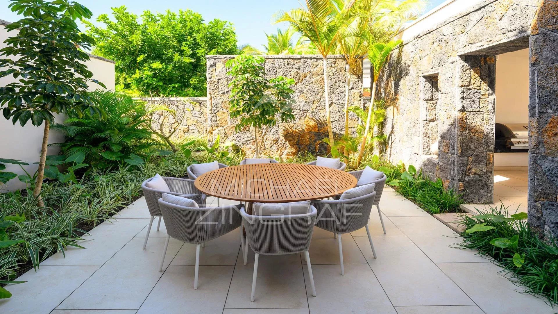 Mauritius - Belle Mare - Luxuriöse Villa in einem 5* Resort