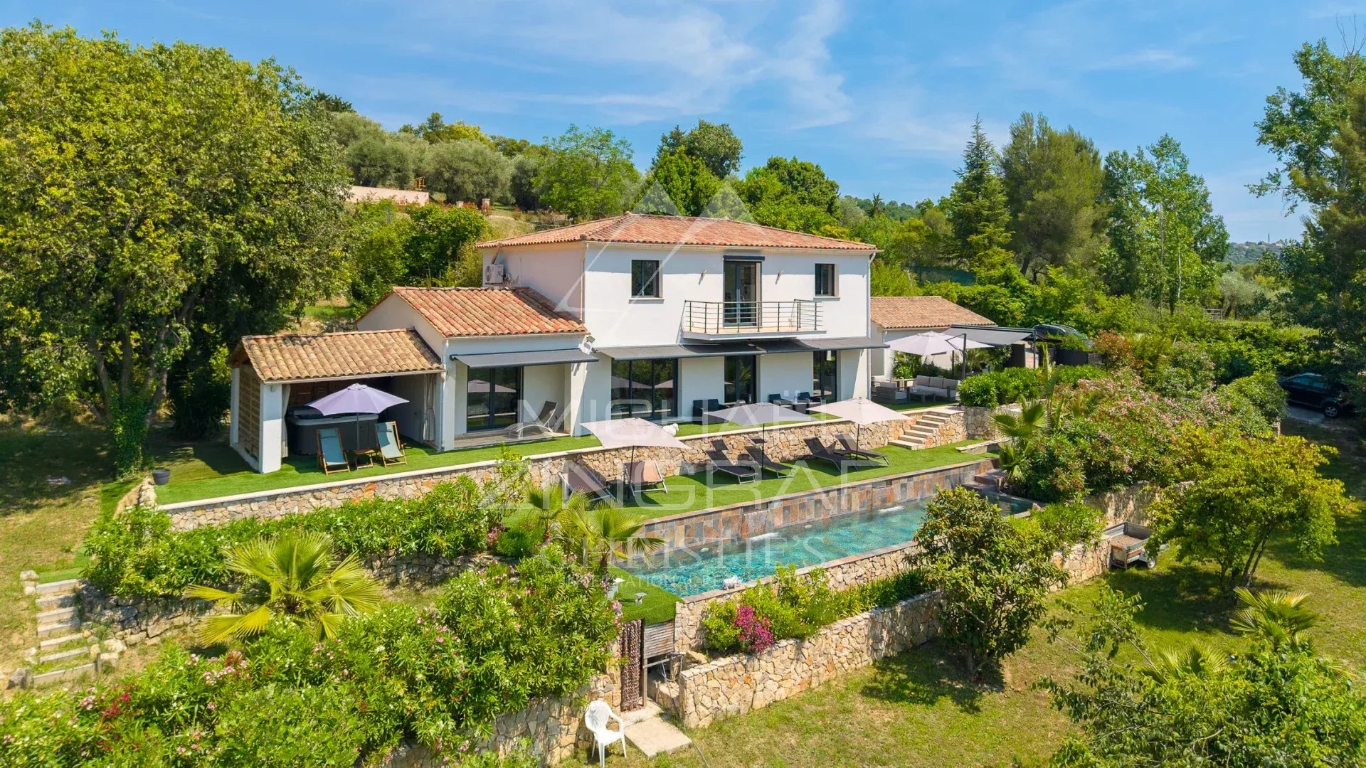 Moderne provenzalische Villa von hoher Qualität