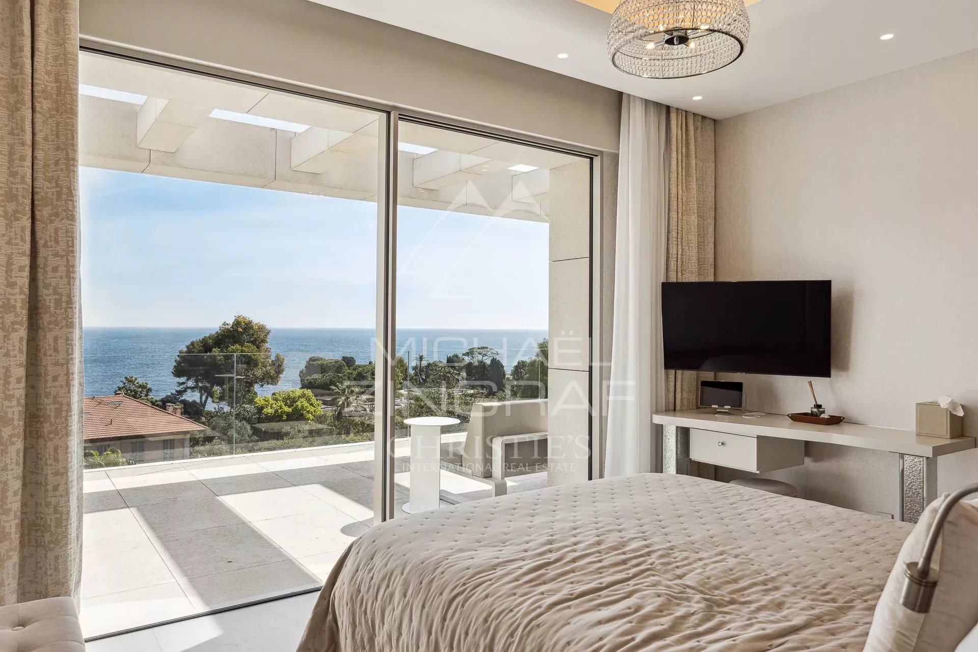 Magnifique Villa contemporaine à louer à Saint-Jean-Cap-Ferrat