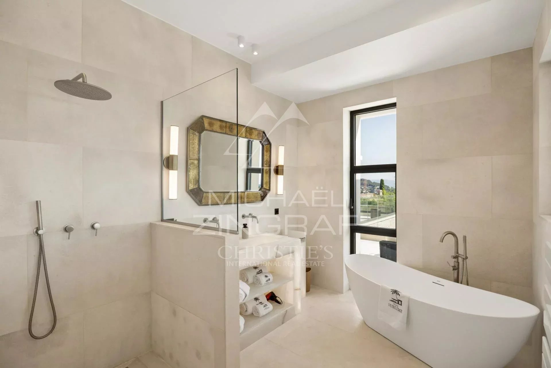 Super Cannes – Stunning Contemporary Villa with Panoramic Sea View – Private Estate