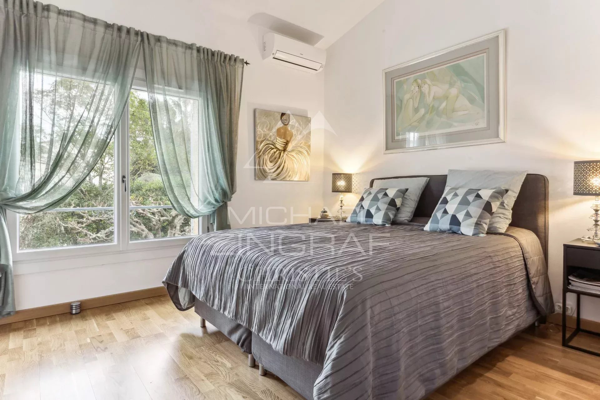 Mandelieu-La Napoule - Vignerons - Élegante maison familiale