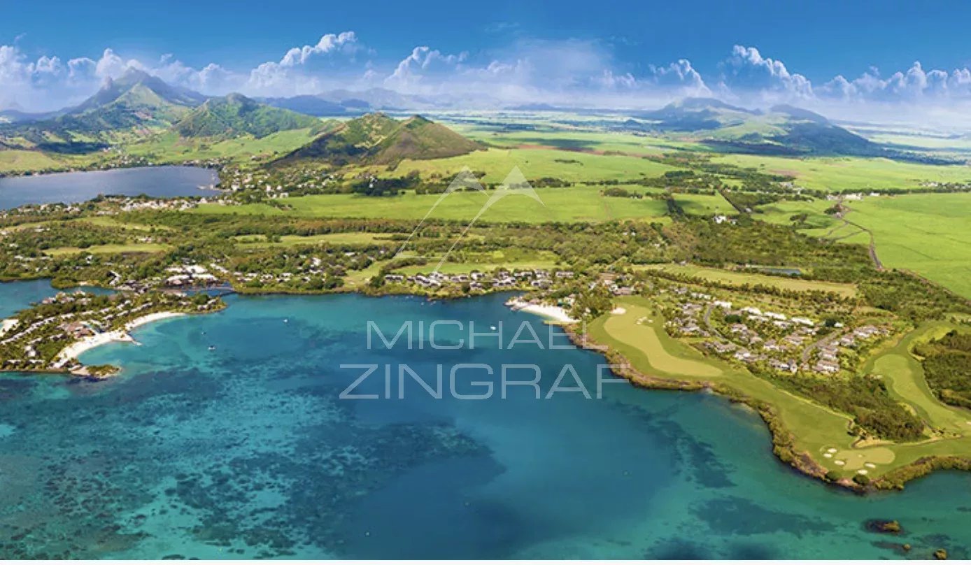 Exceptional duplex in the heart of Anahita