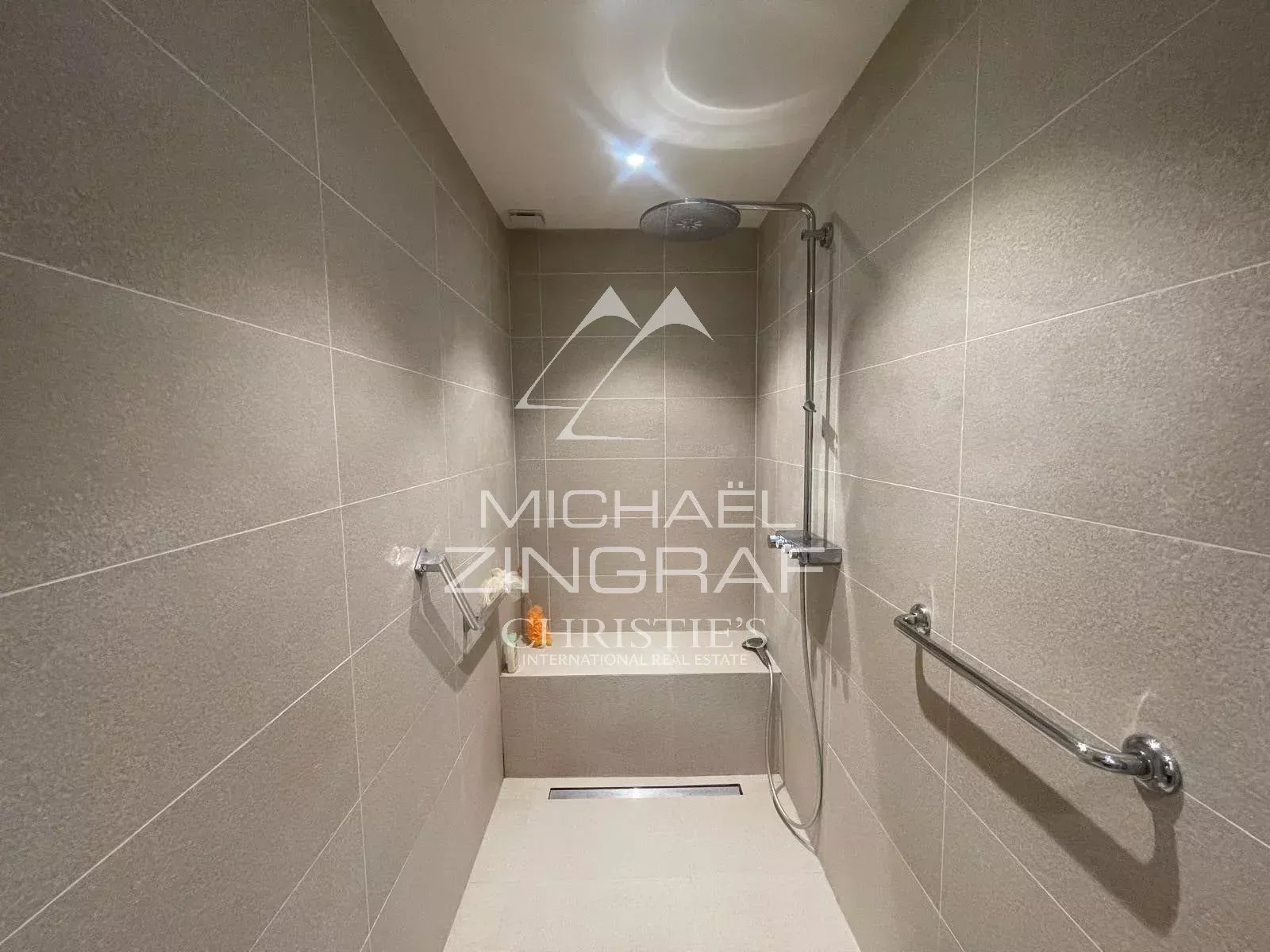 Exceptional property in the heart of the Aix countryside