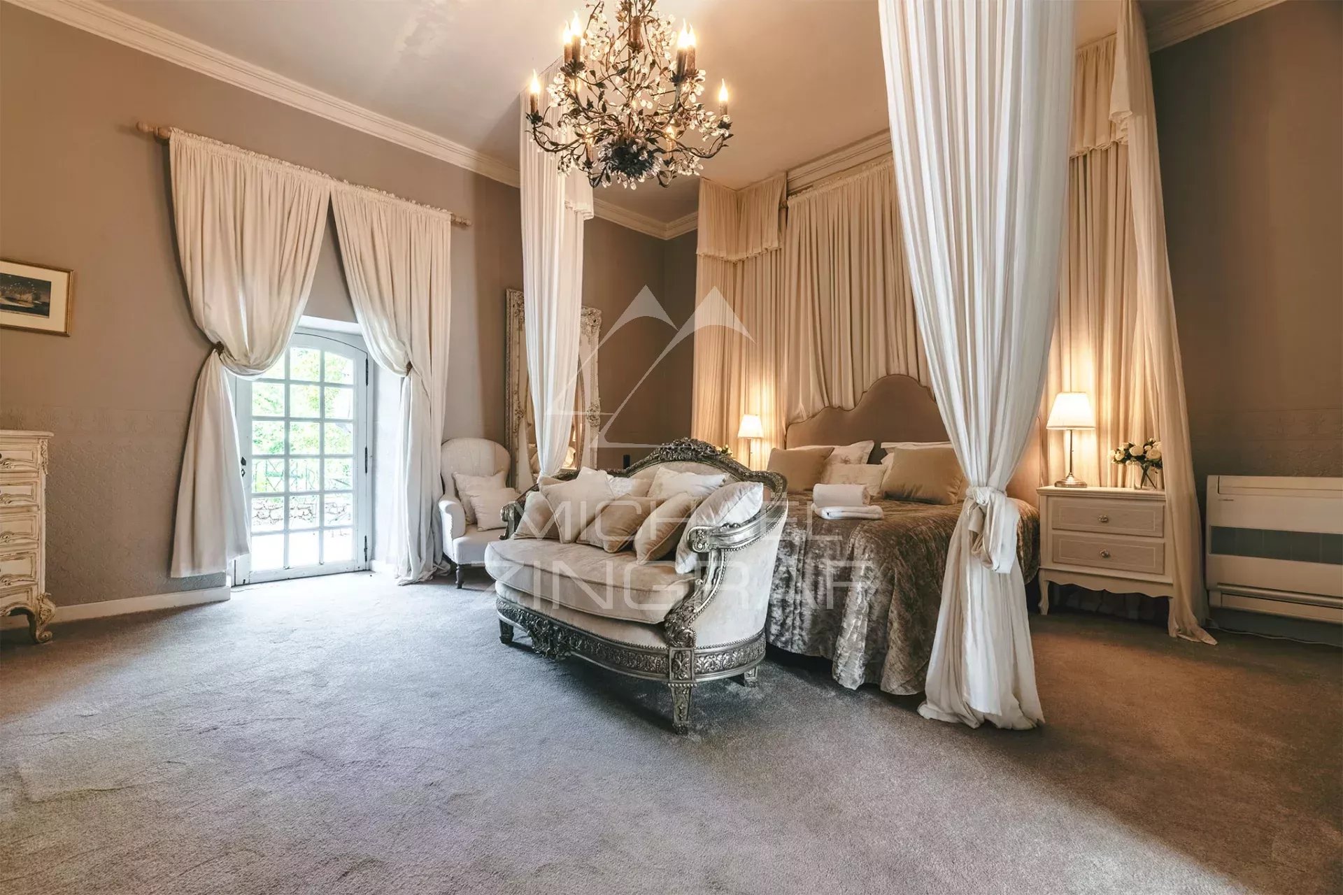 Außergewöhnliches Anwesen im grünen Périgord