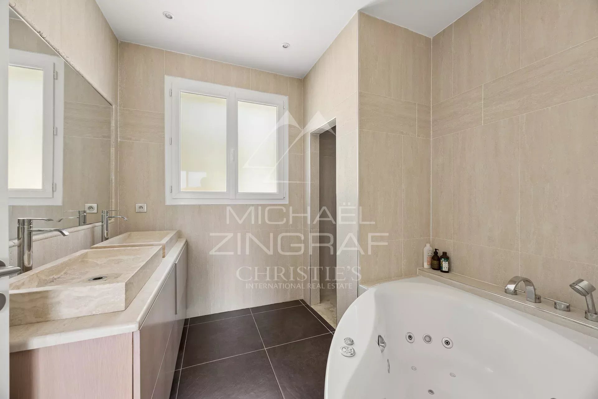 Nice - Saint-Roman de Bellet - Stunning property with a pool and panoramic views