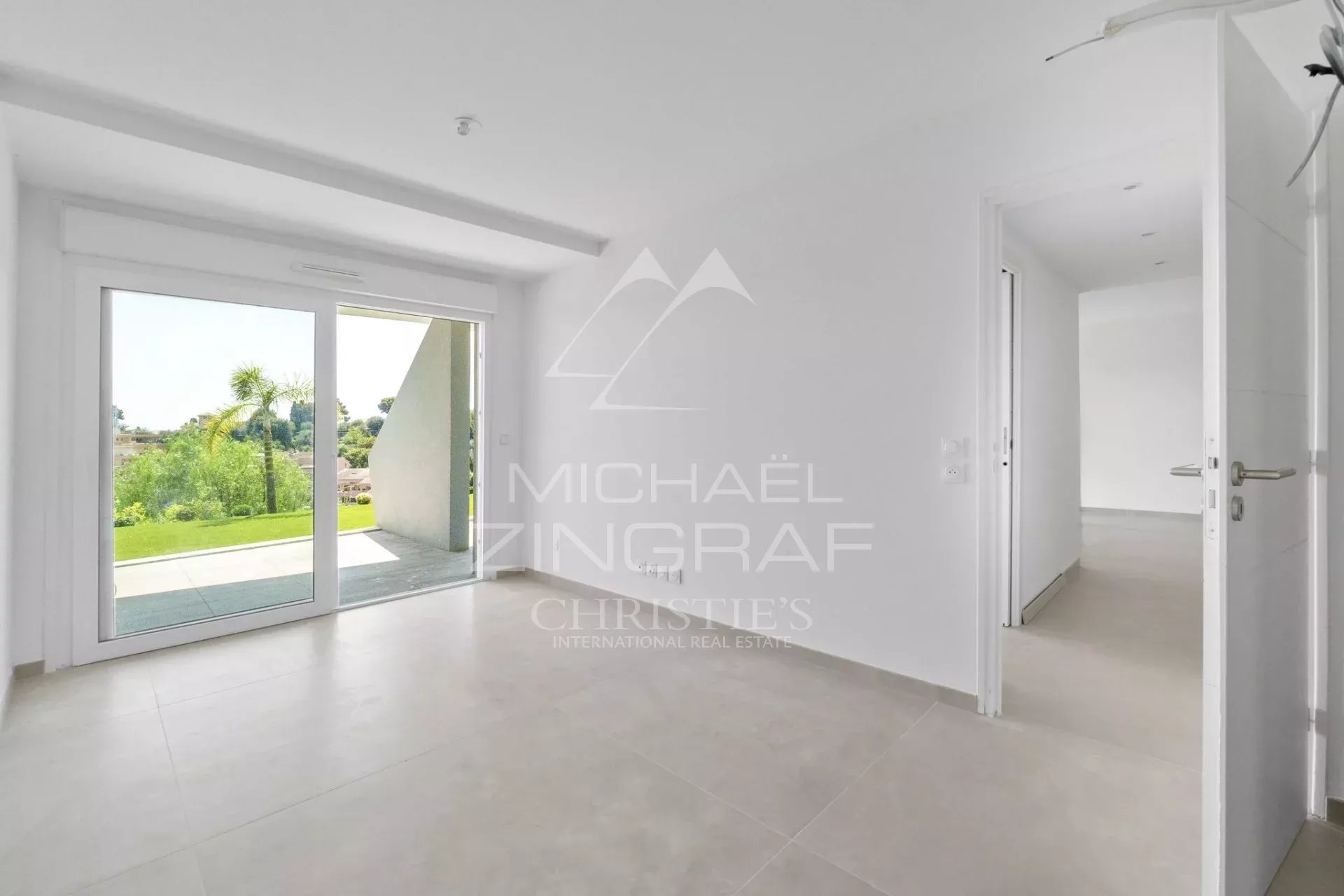 Wunderschöne 60 m2 - 3-Zimmer-Wohnung und 150 m² privatem Garten