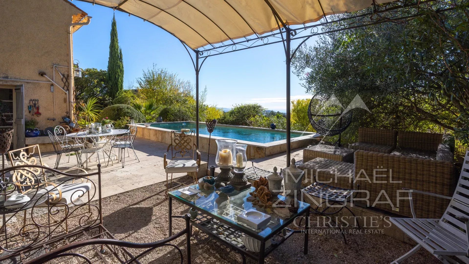 Elegant 18th-Century Farmhouse with Sea-View  & Pool near Village