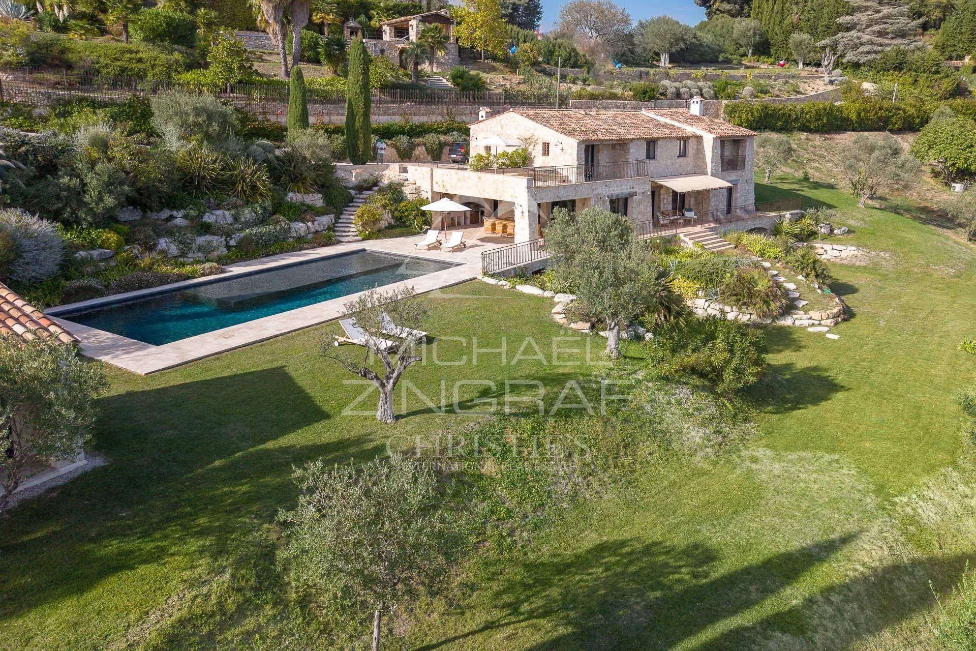 Proche Saint-Paul-de-Vence – Villa d’exception à Vence avec vue panoramique mer et collines – 5 chambres
