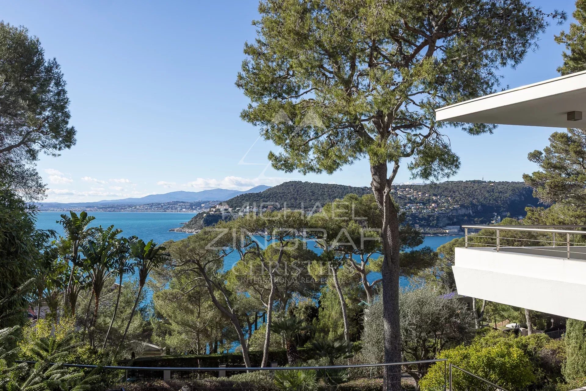 Moderne Villa - Panorama-Meerblick