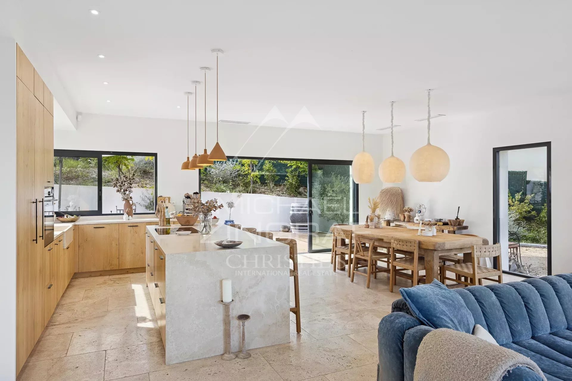 La Colle-sur-Loup: Zeitgenössische Villa mit Blick auf Saint-Paul-de-Vence