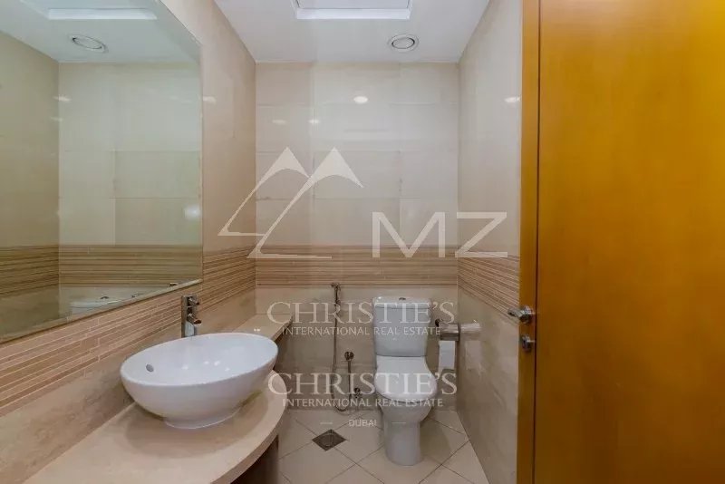 Large 2 bed apt | Study | Tenanted | Marina views