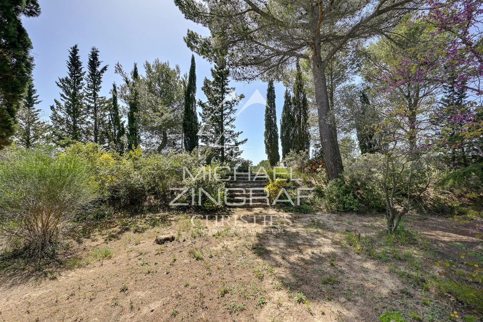 Charming Stone house with breathtaking views of Saint-Victoire mountain